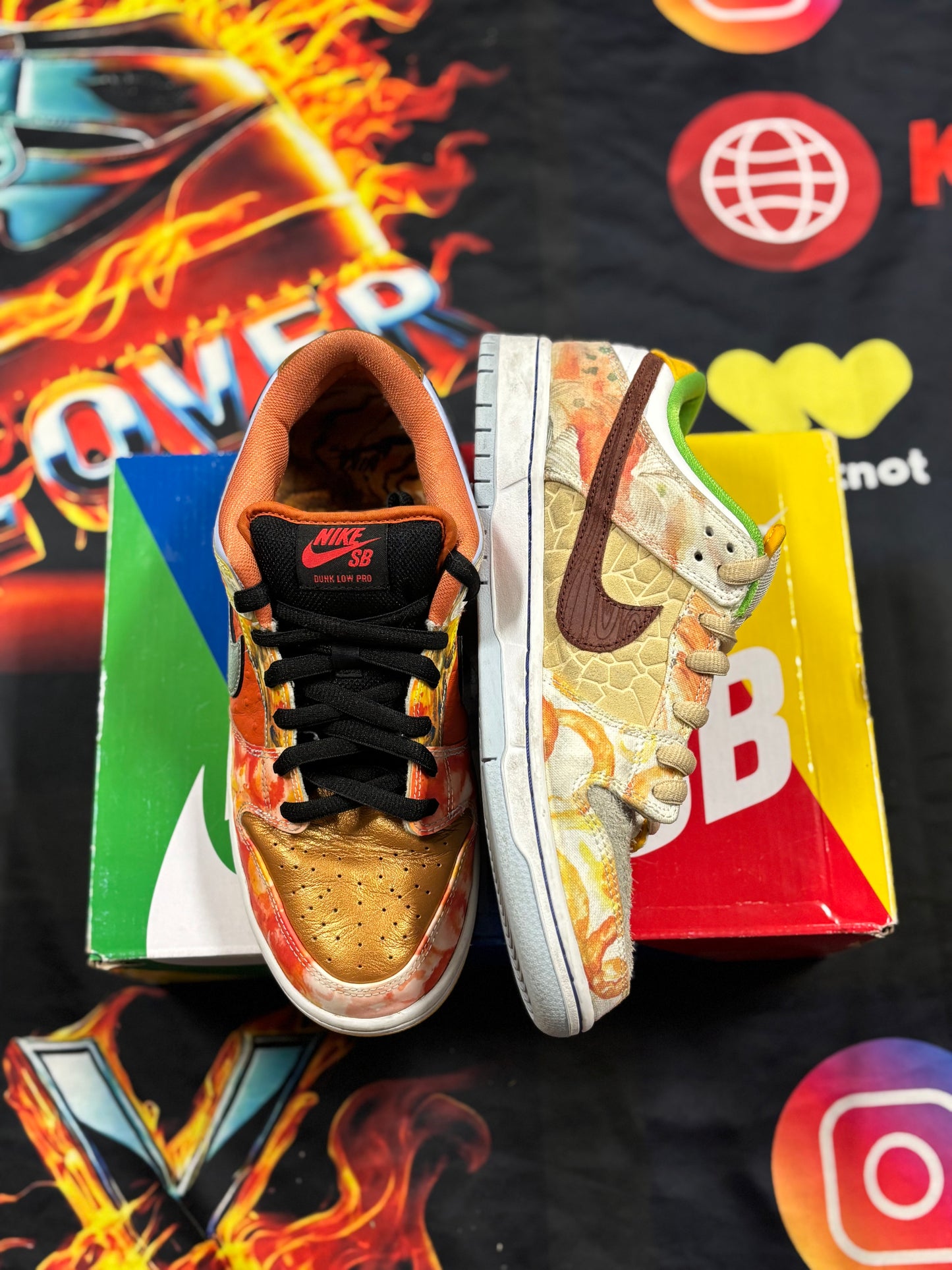 Nike SB Dunk Low Street Hawker (2021)