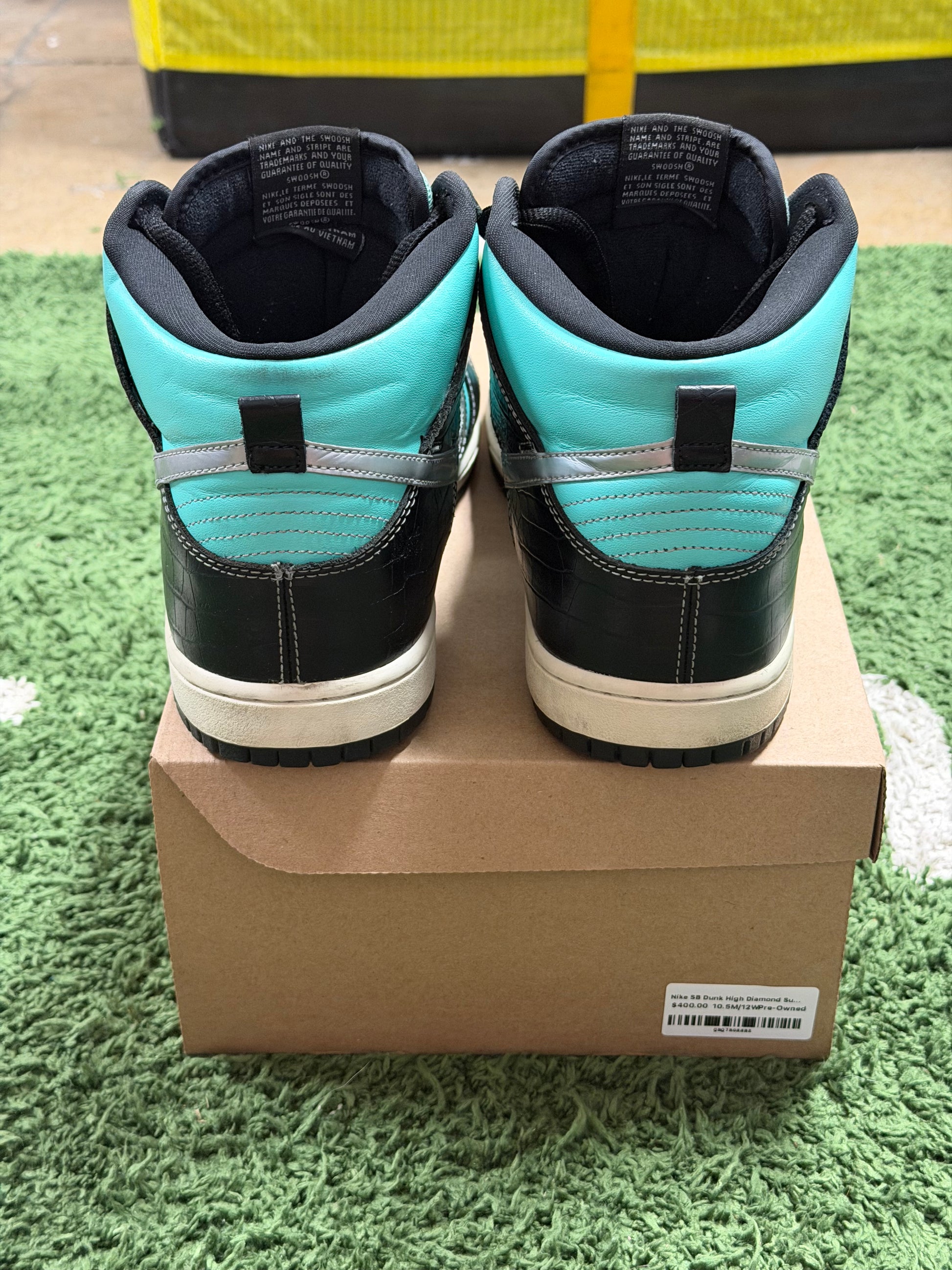 Nike SB Dunk High Diamond Supply Co.
