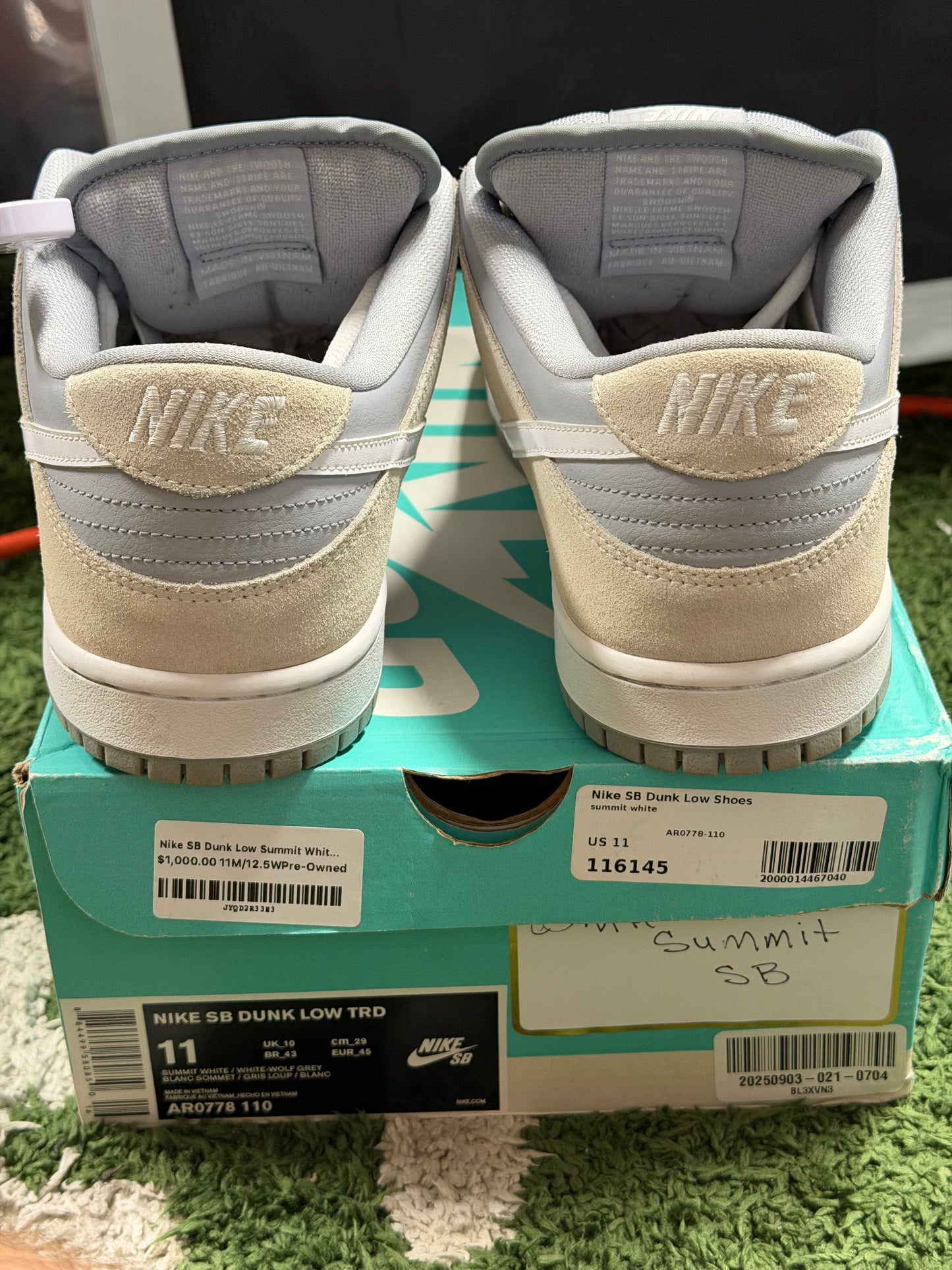 Nike SB Dunk Low Summit White Wolf Grey