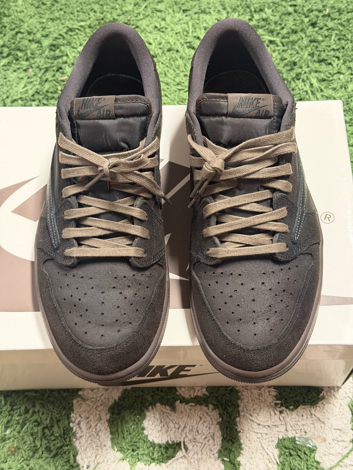 Jordan 1 Retro Low OG SP Travis Scott Velvet Brown