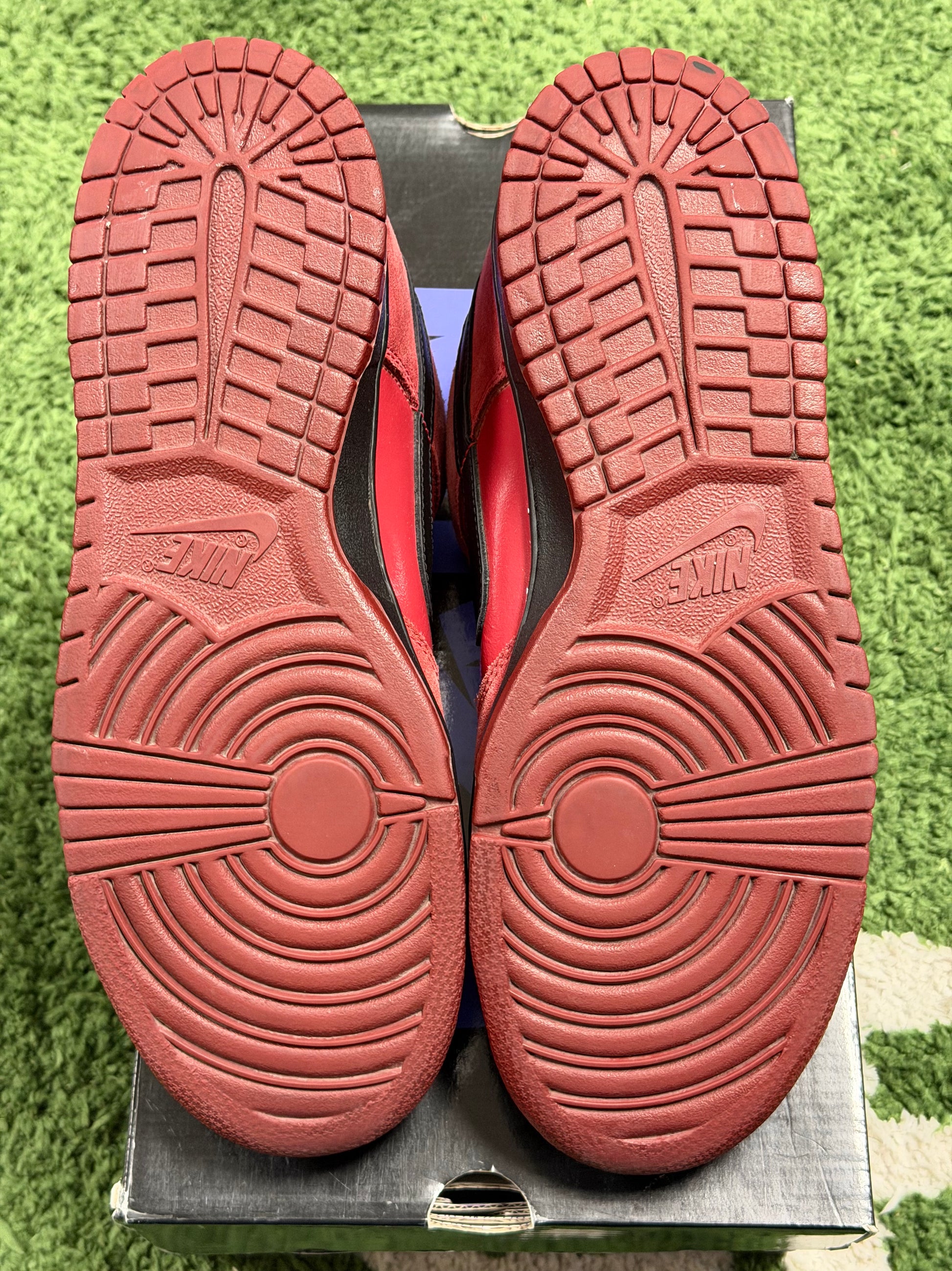 Nike SB Dunk Low Milli Vanilli