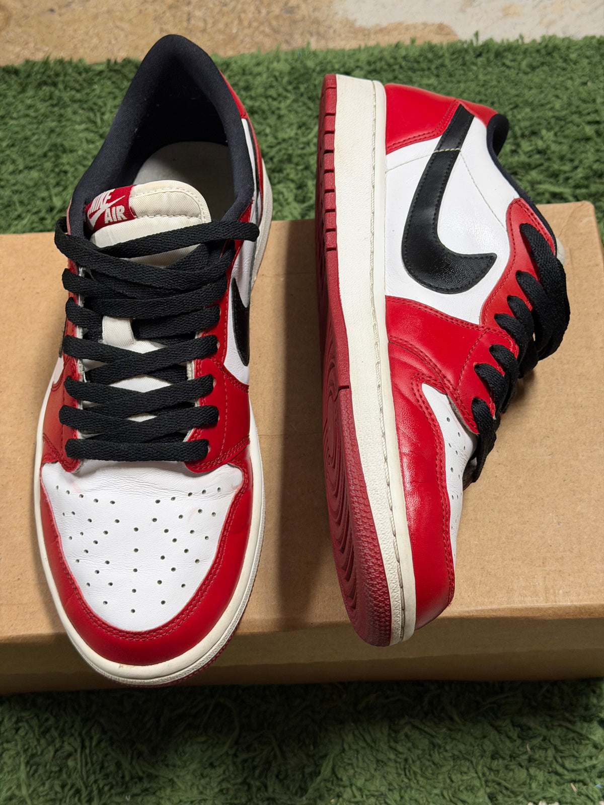 Jordan 1 Retro Low Chicago (2016)