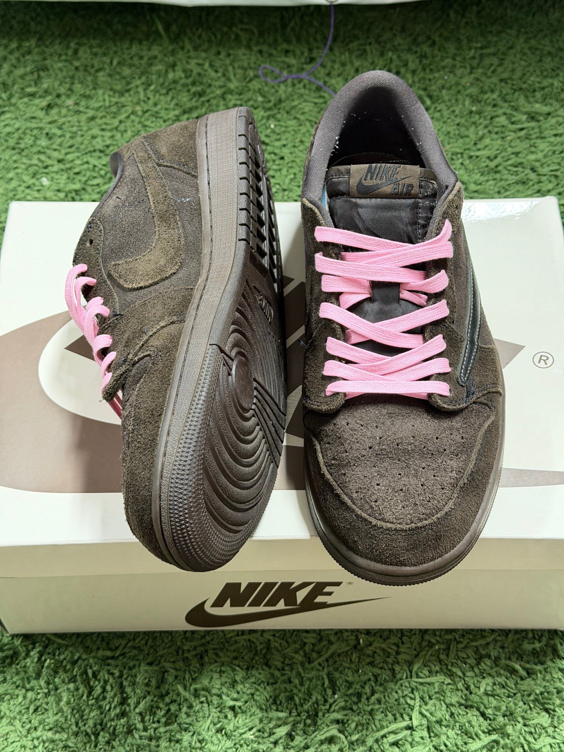 Jordan 1 Retro Low OG SP Travis Scott Velvet Brown