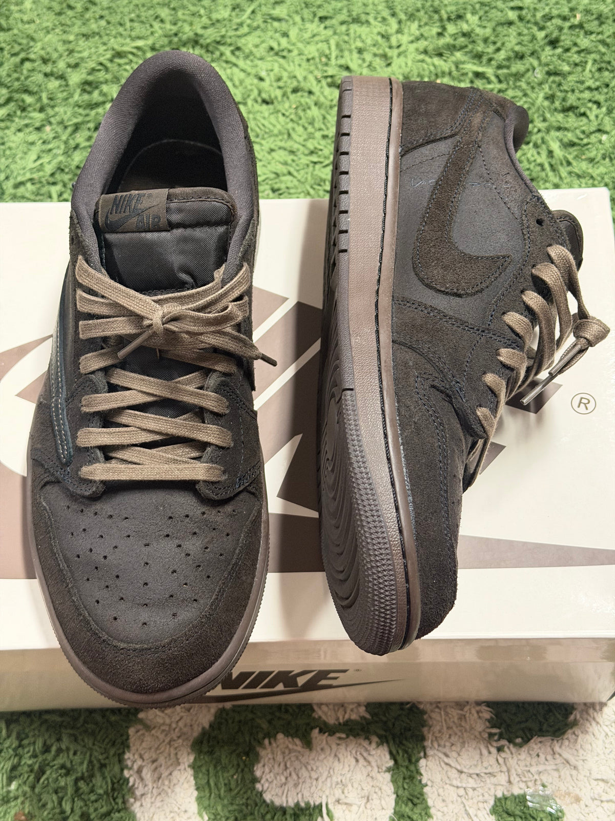 Jordan 1 Retro Low OG SP Travis Scott Velvet Brown