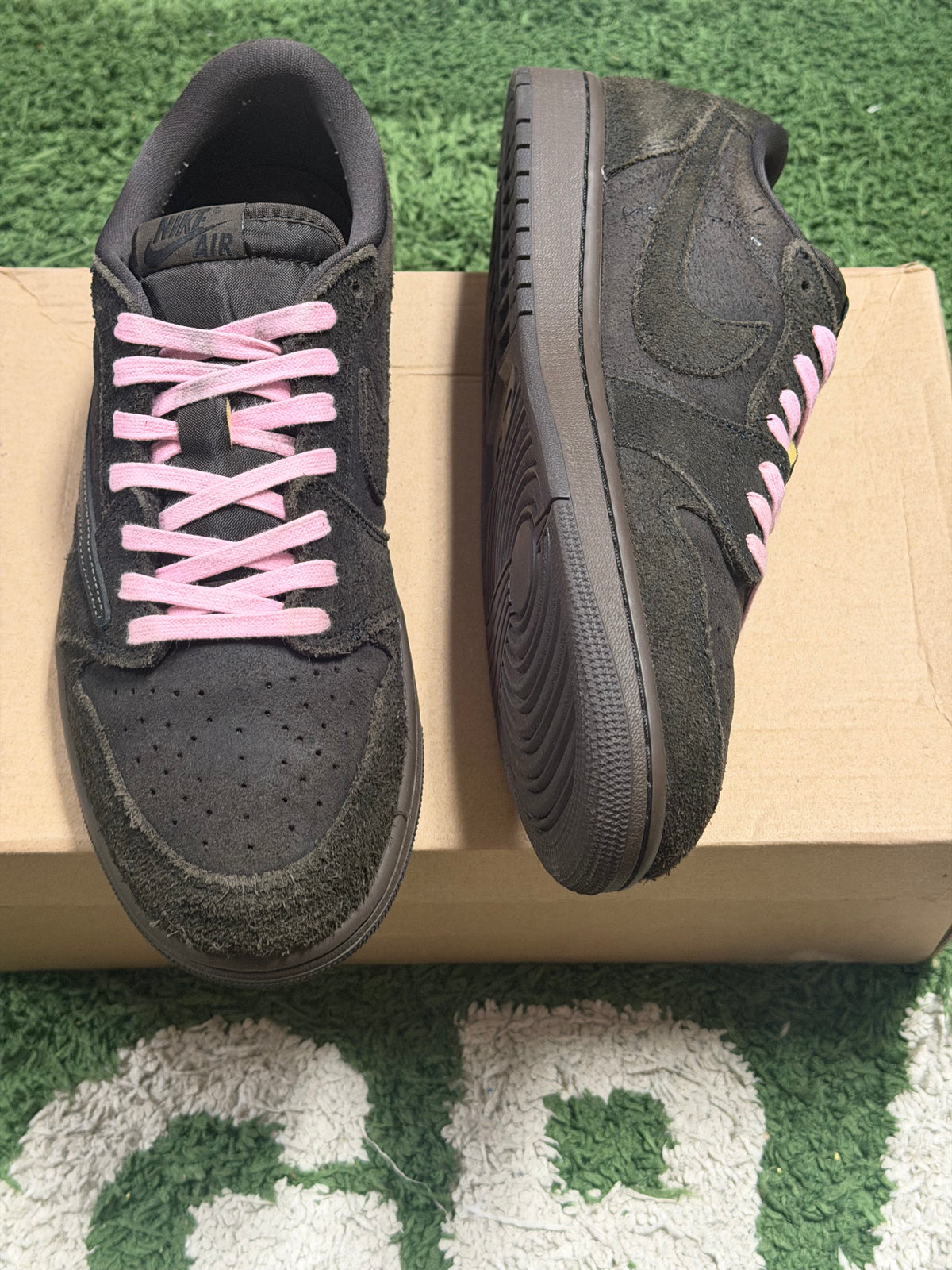 Jordan 1 Retro Low OG SP Travis Scott Velvet Brown