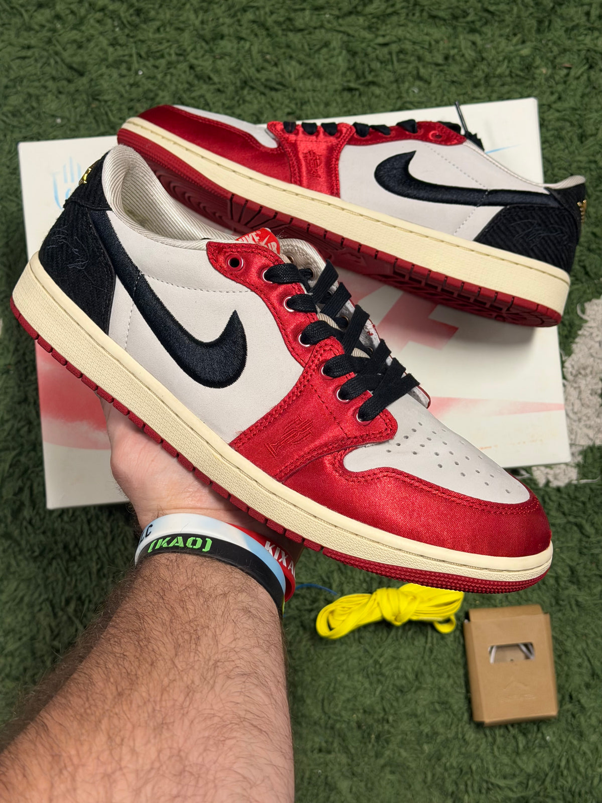 Jordan 1 Retro Low OG Trophy Room Rookie Card Away