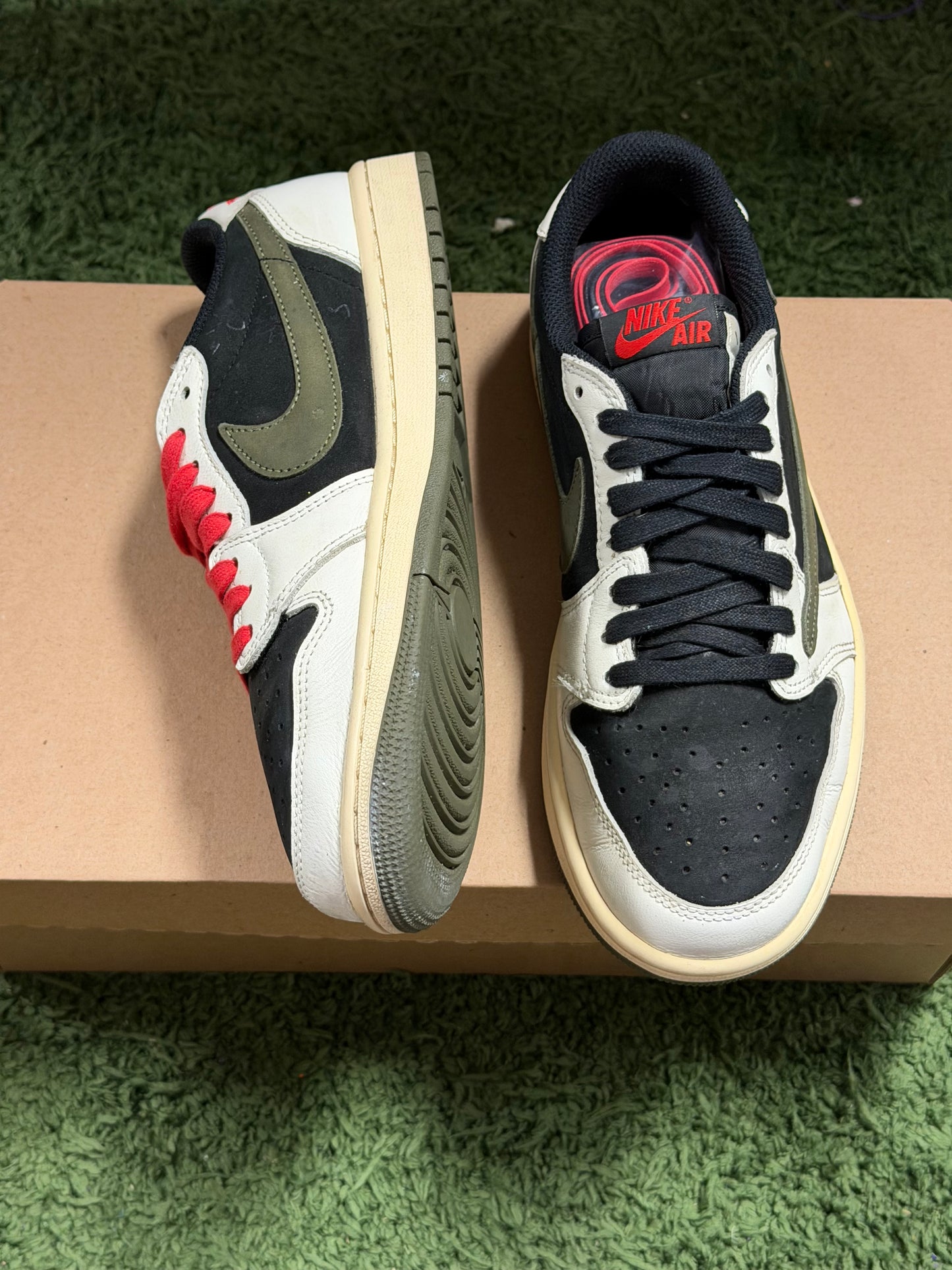 Jordan 1 Retro Low OG SP Travis Scott Olive (Women's)
