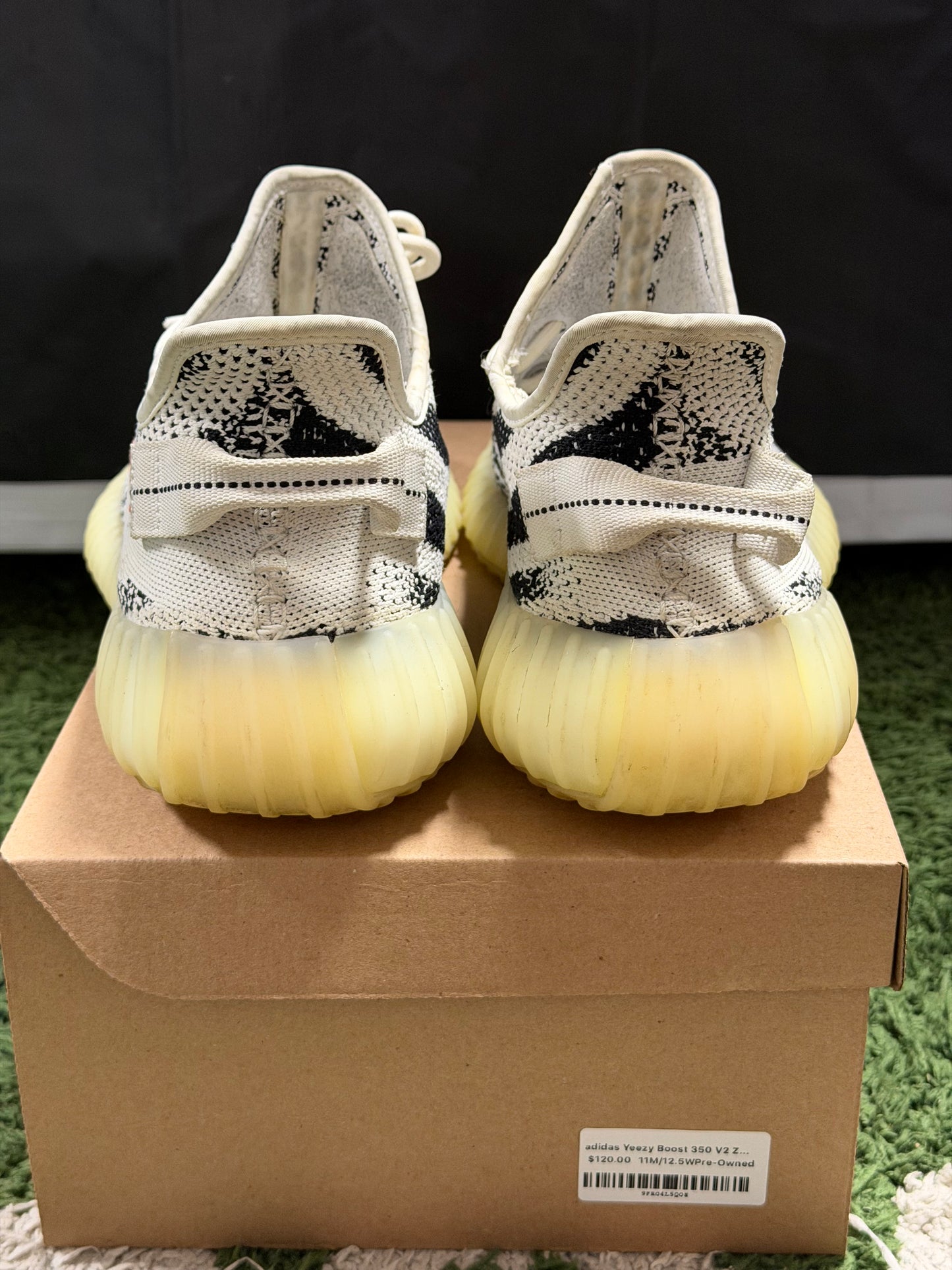 adidas Yeezy Boost 350 V2 Zebra
