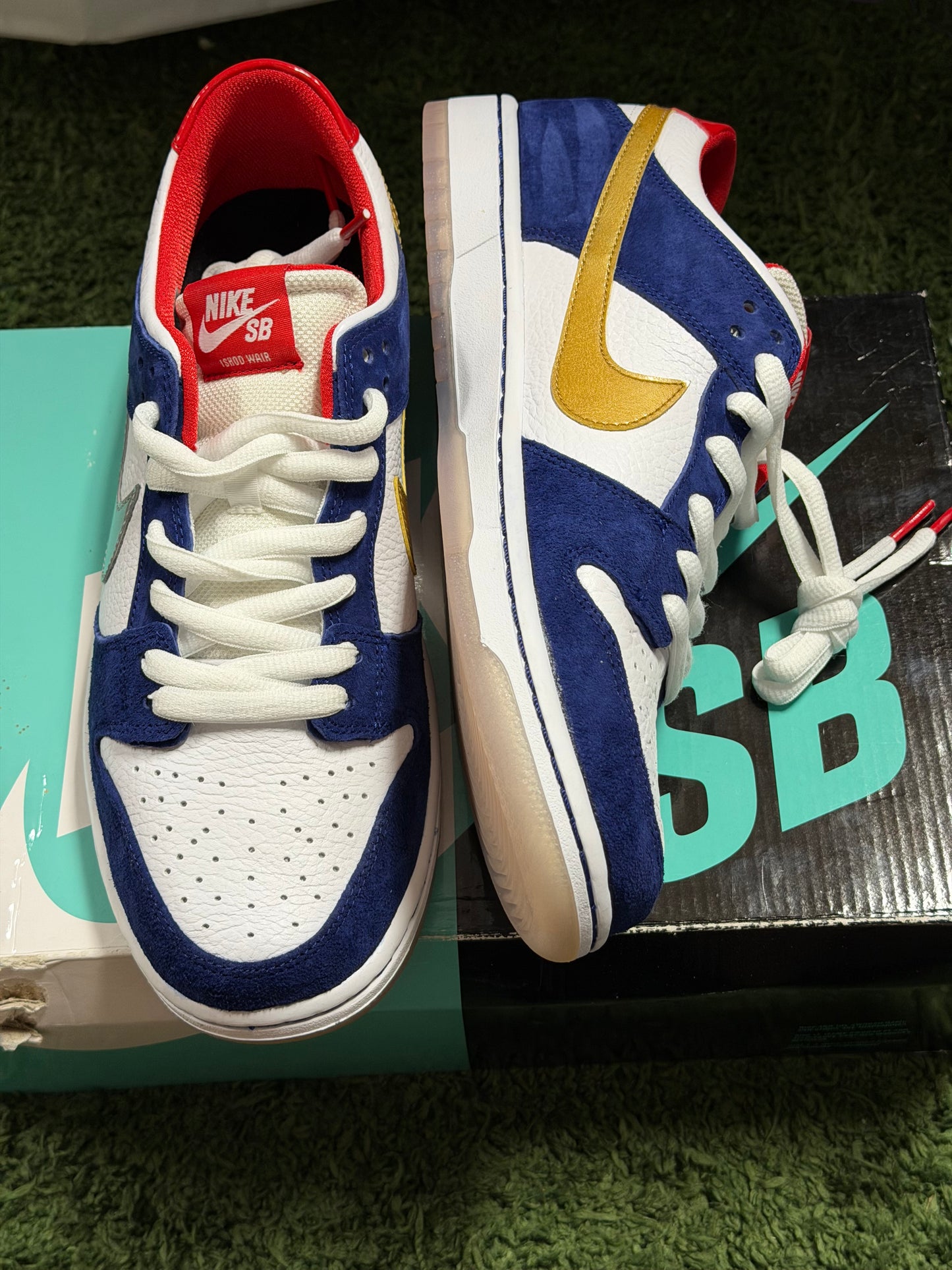 Nike SB Dunk Low Ishod Wair BMW