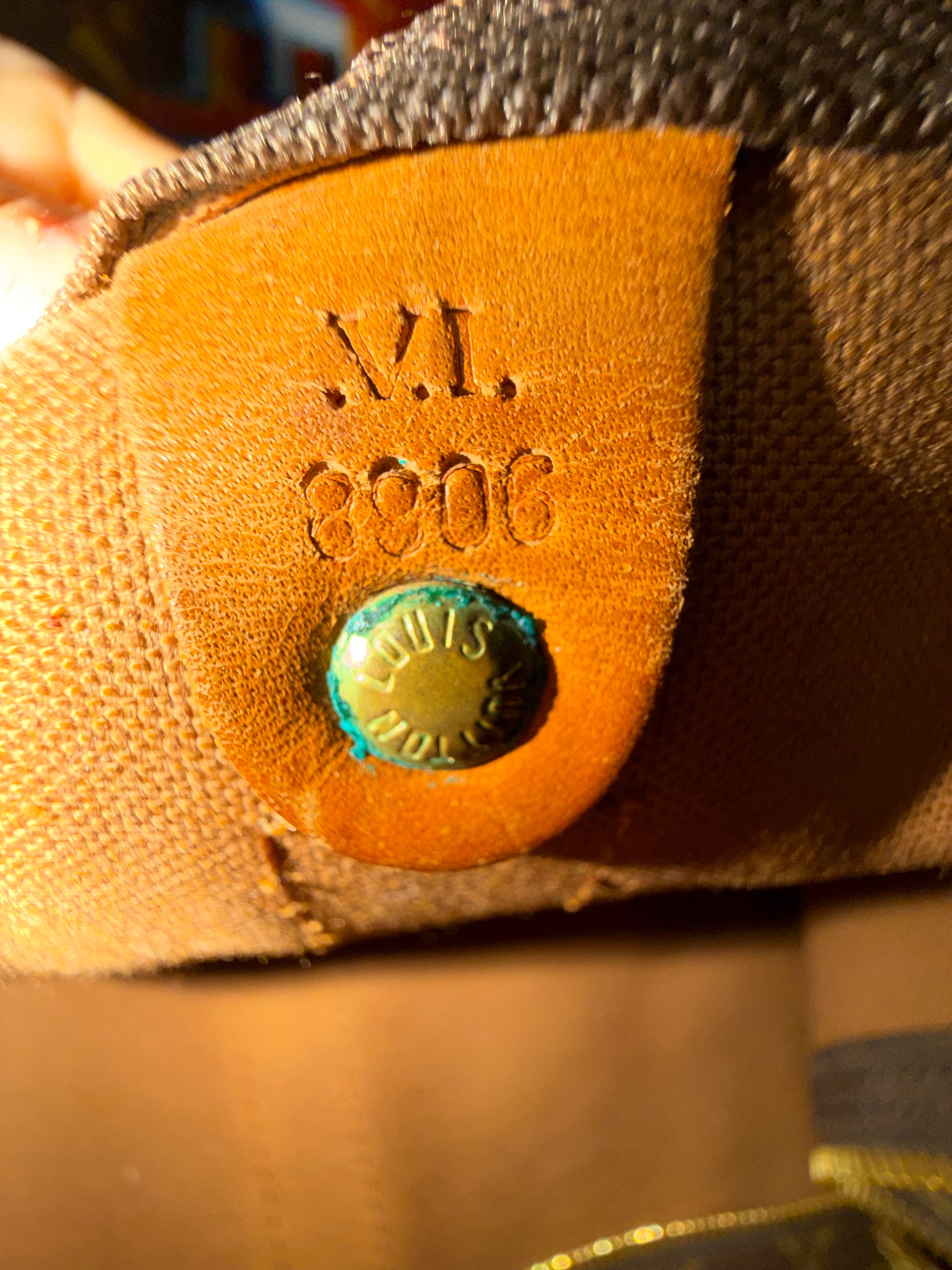 LOUIS VUITTION BANDOLERE 50 MONOGRAM BROWN