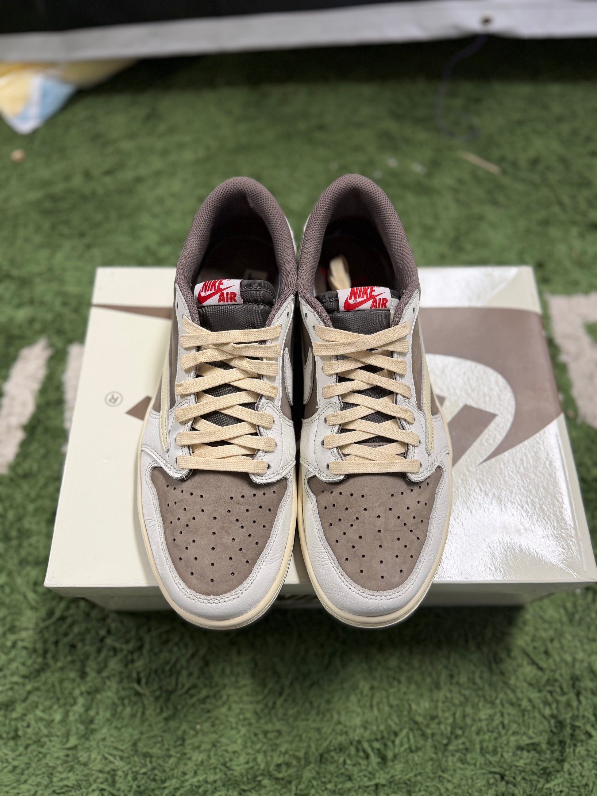 Jordan 1 Retro Low OG SP Travis Scott Reverse Mocha