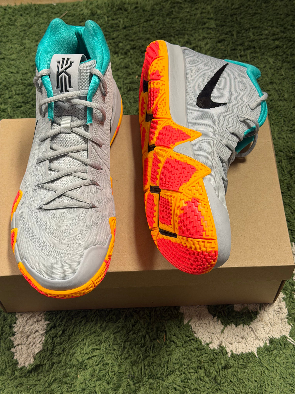 Nike Kyrie 4 The Academy (PROMO SAMPLE)