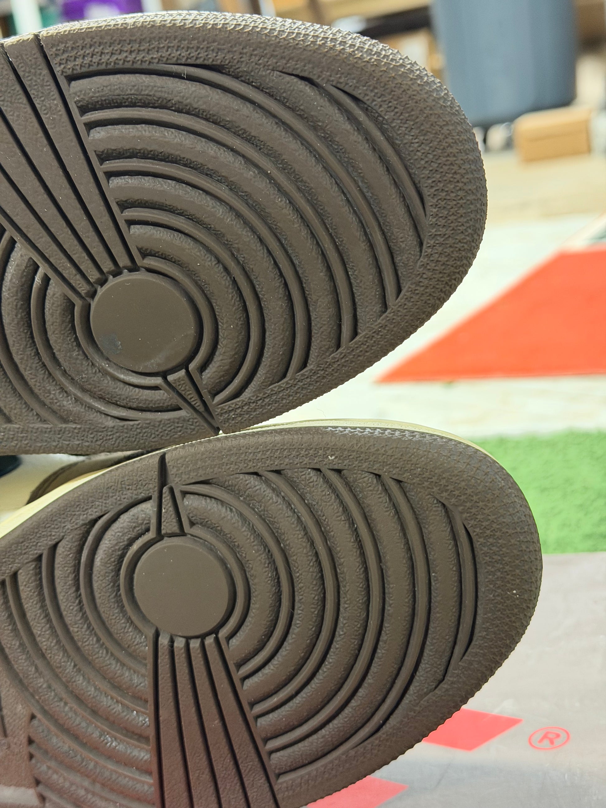 Jordan 1 Retro High OG SP Travis Scott Mocha