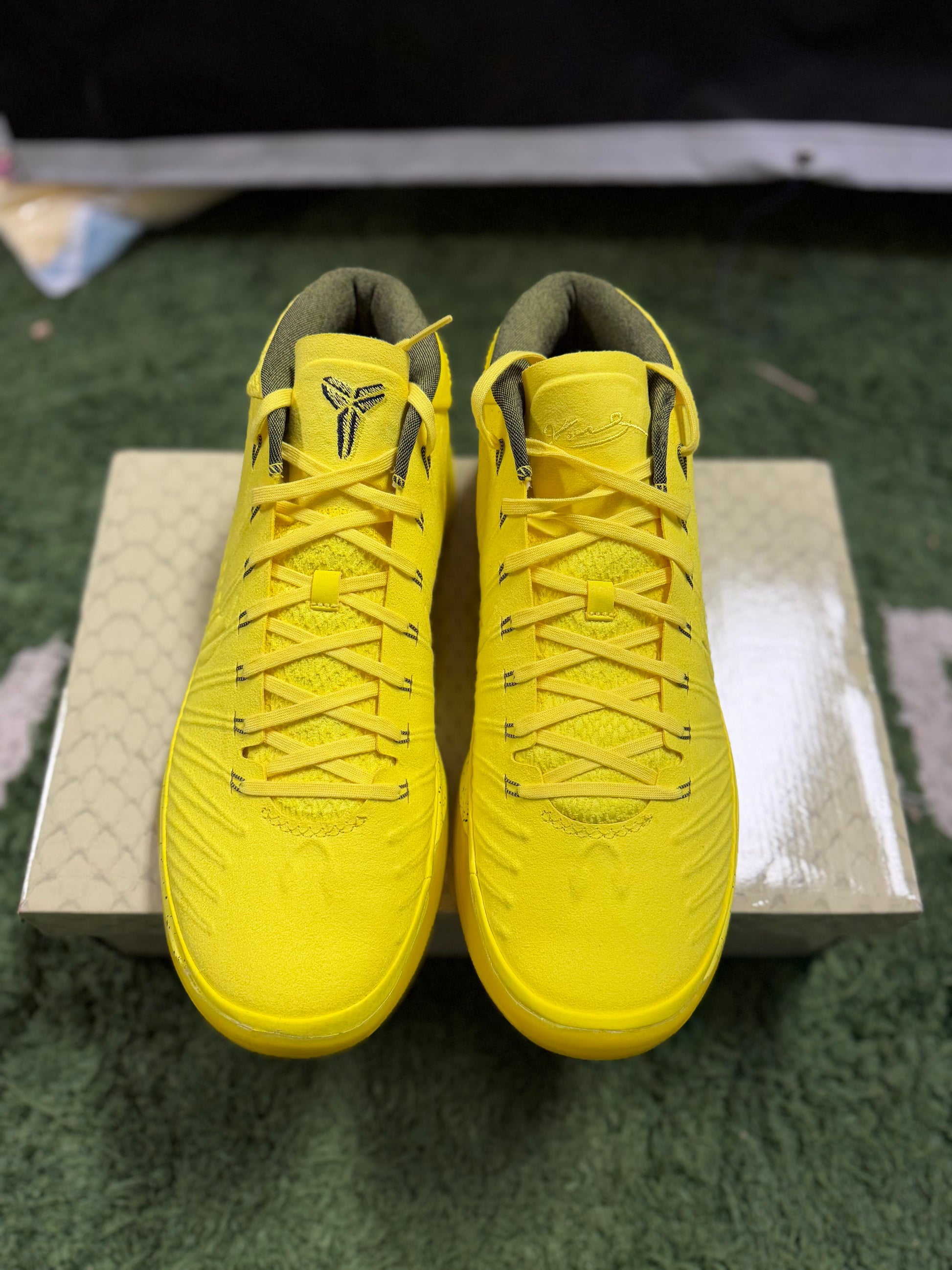 Nike Kobe A.D. Mid Optimism
