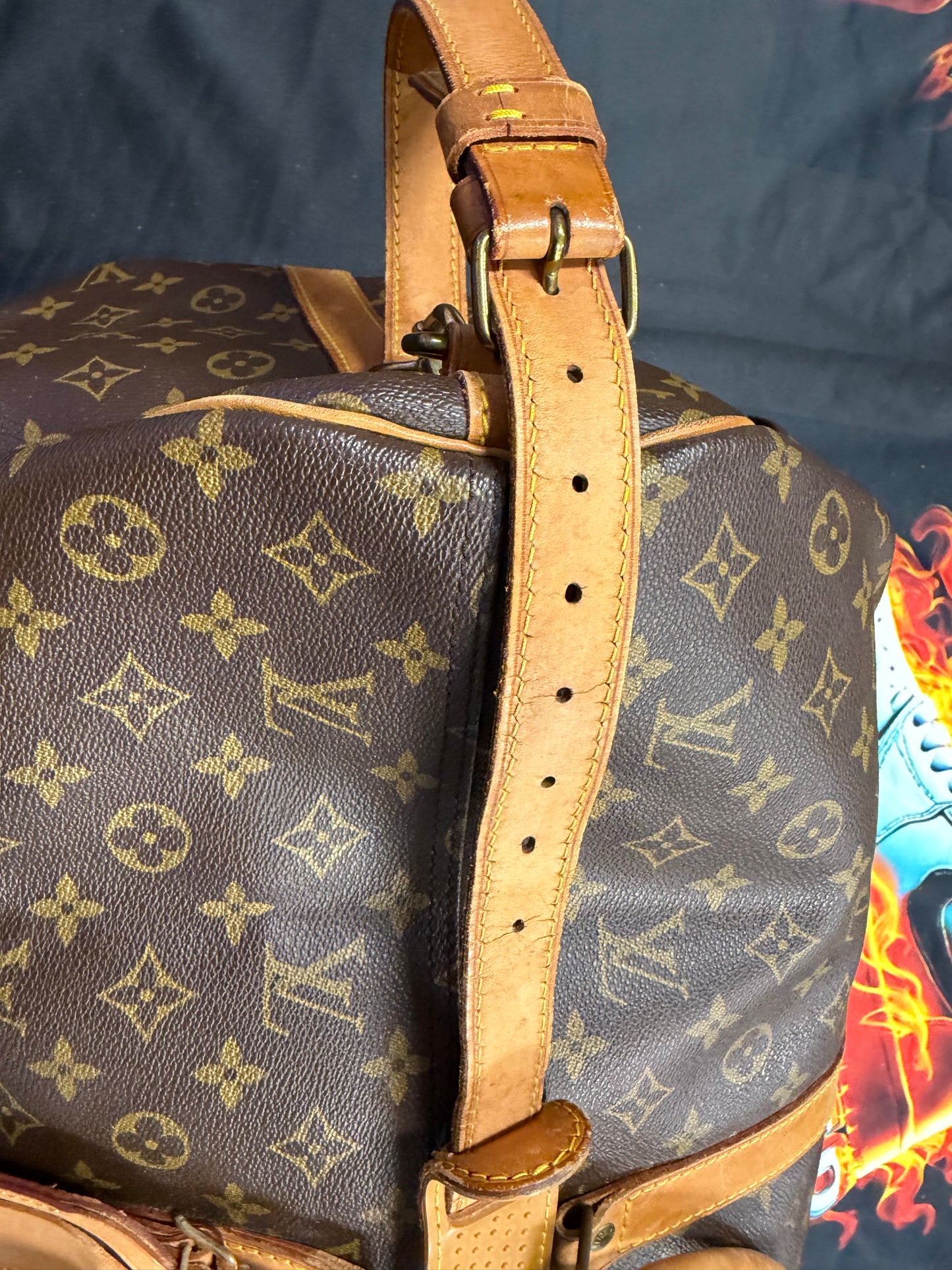 LOUIS VUITTON 60 MONOGRAM DUFFLE