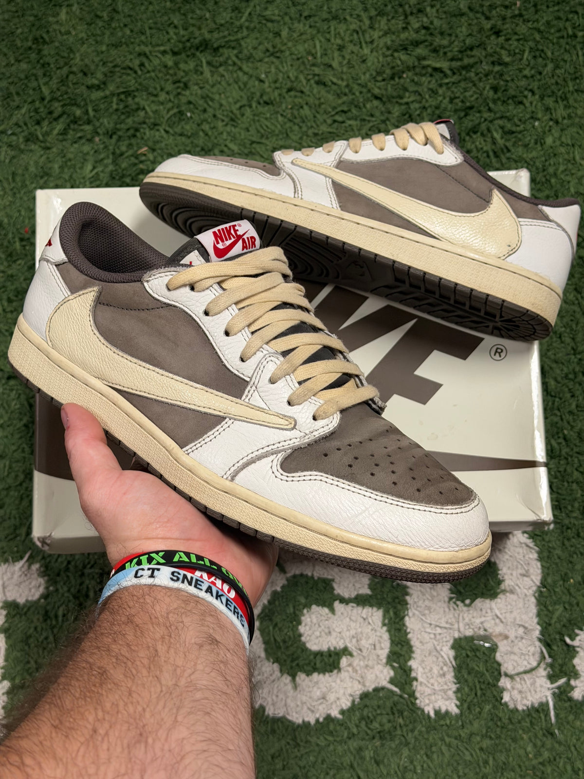 Jordan 1 Retro Low OG SP Travis Scott Reverse Mocha