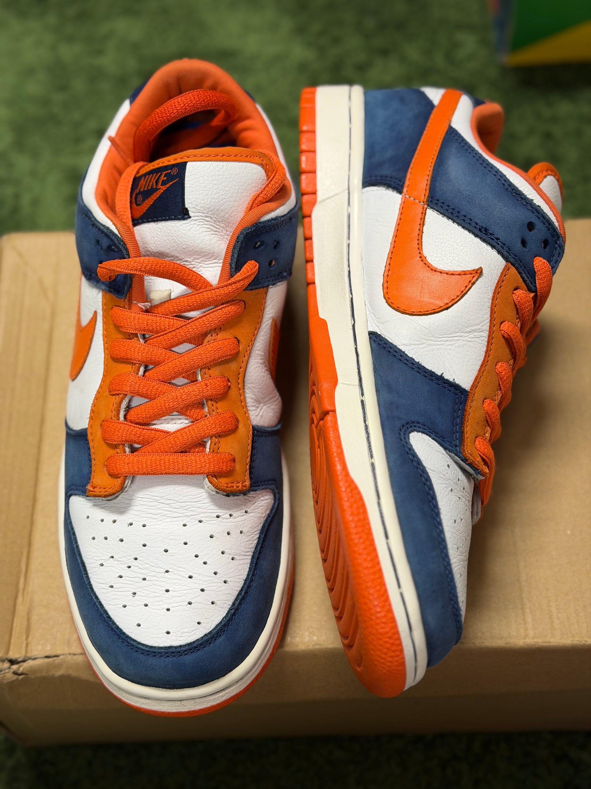 Nike SB Dunk Low Broncos