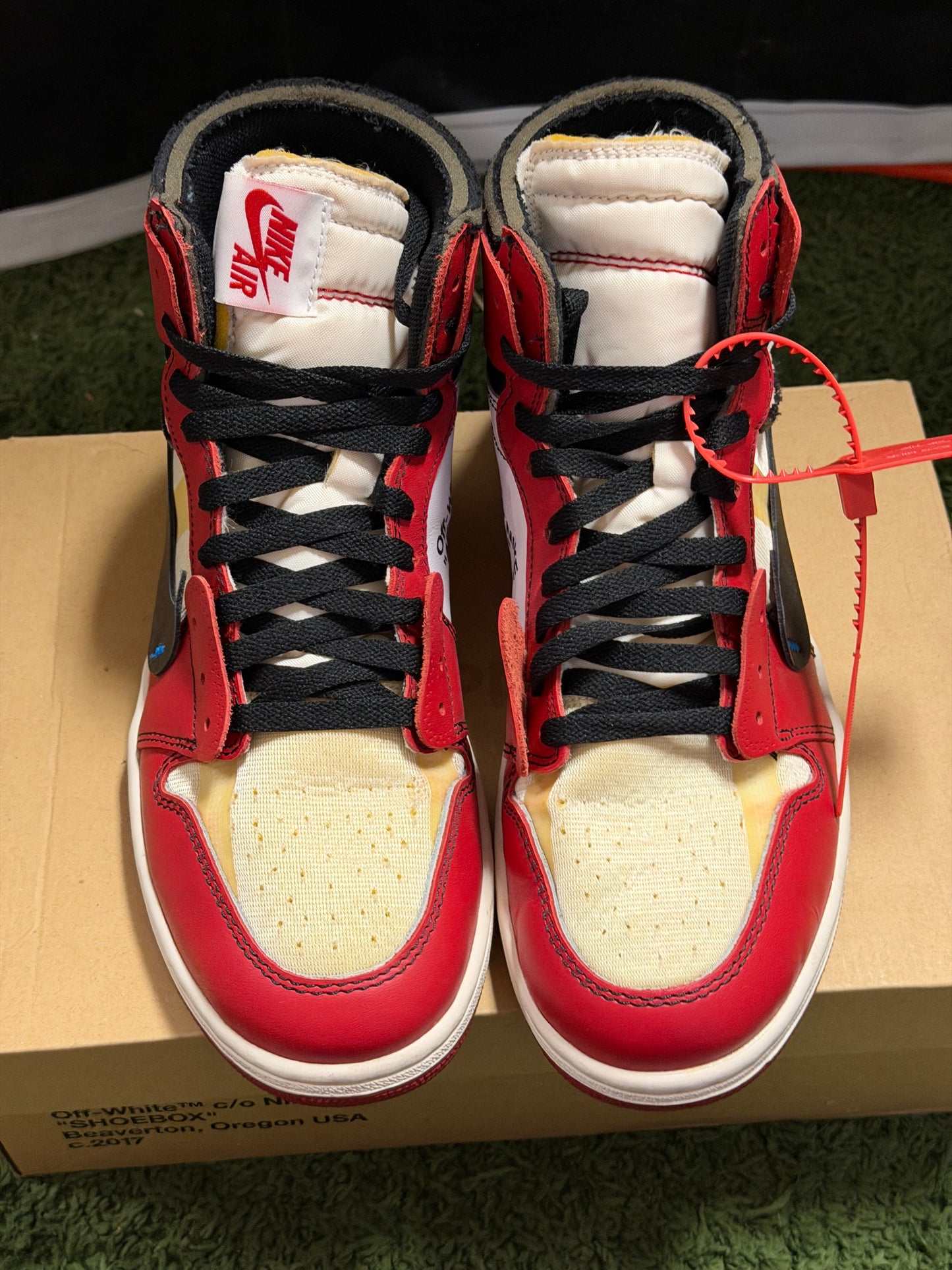Jordan 1 Retro High Off-White Chicago