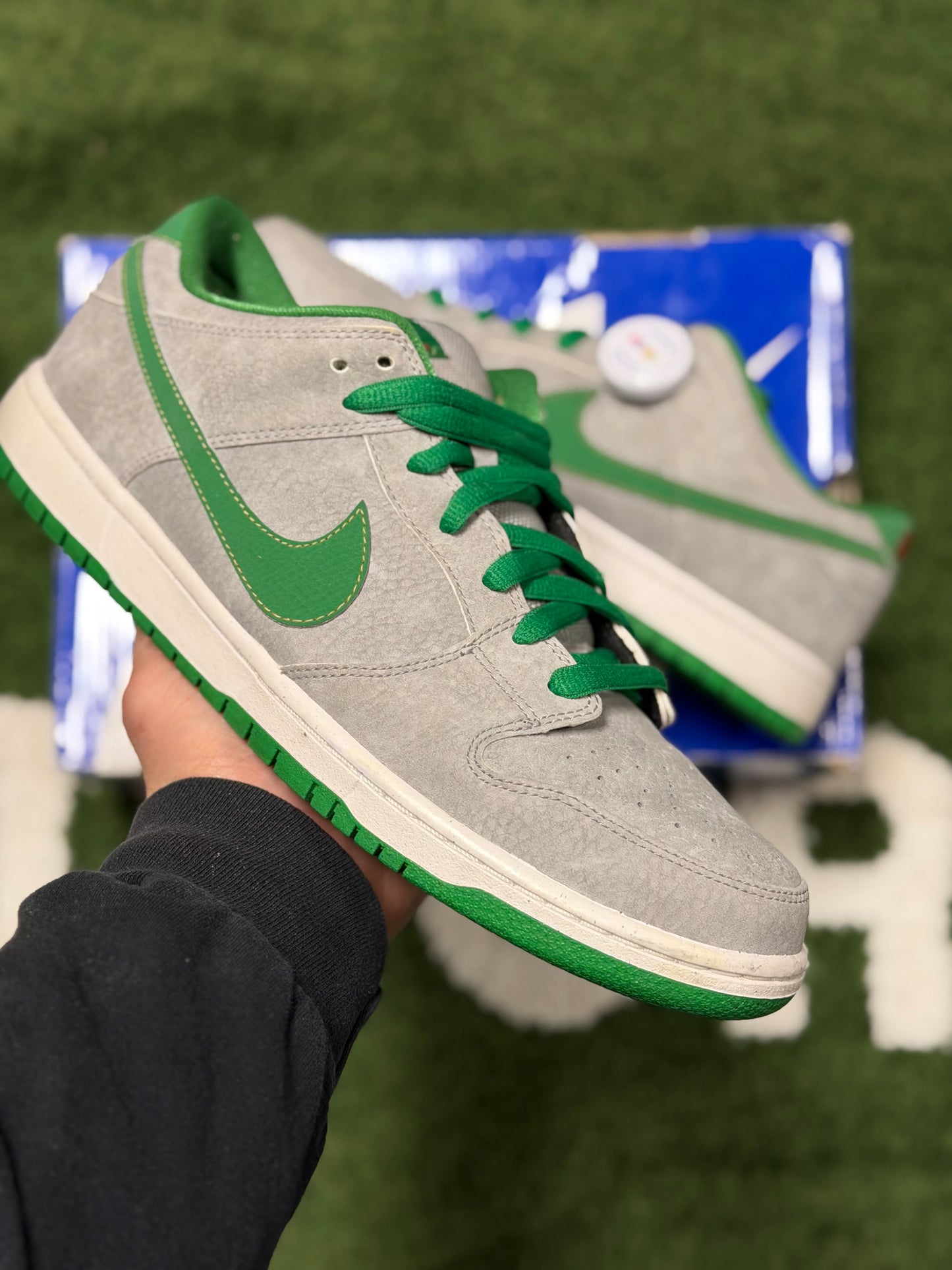 Nike SB Dunk Low Medusa