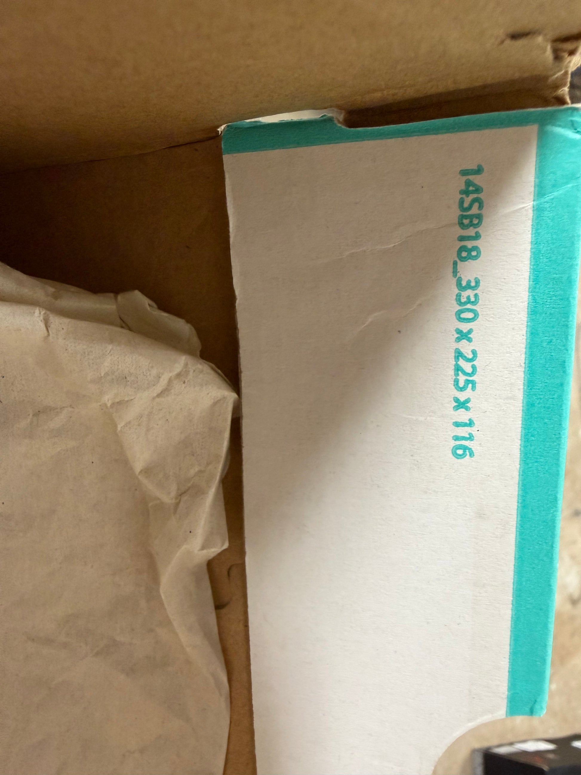 NIKE SB DUNK LOW ISLAND GREEN GUM