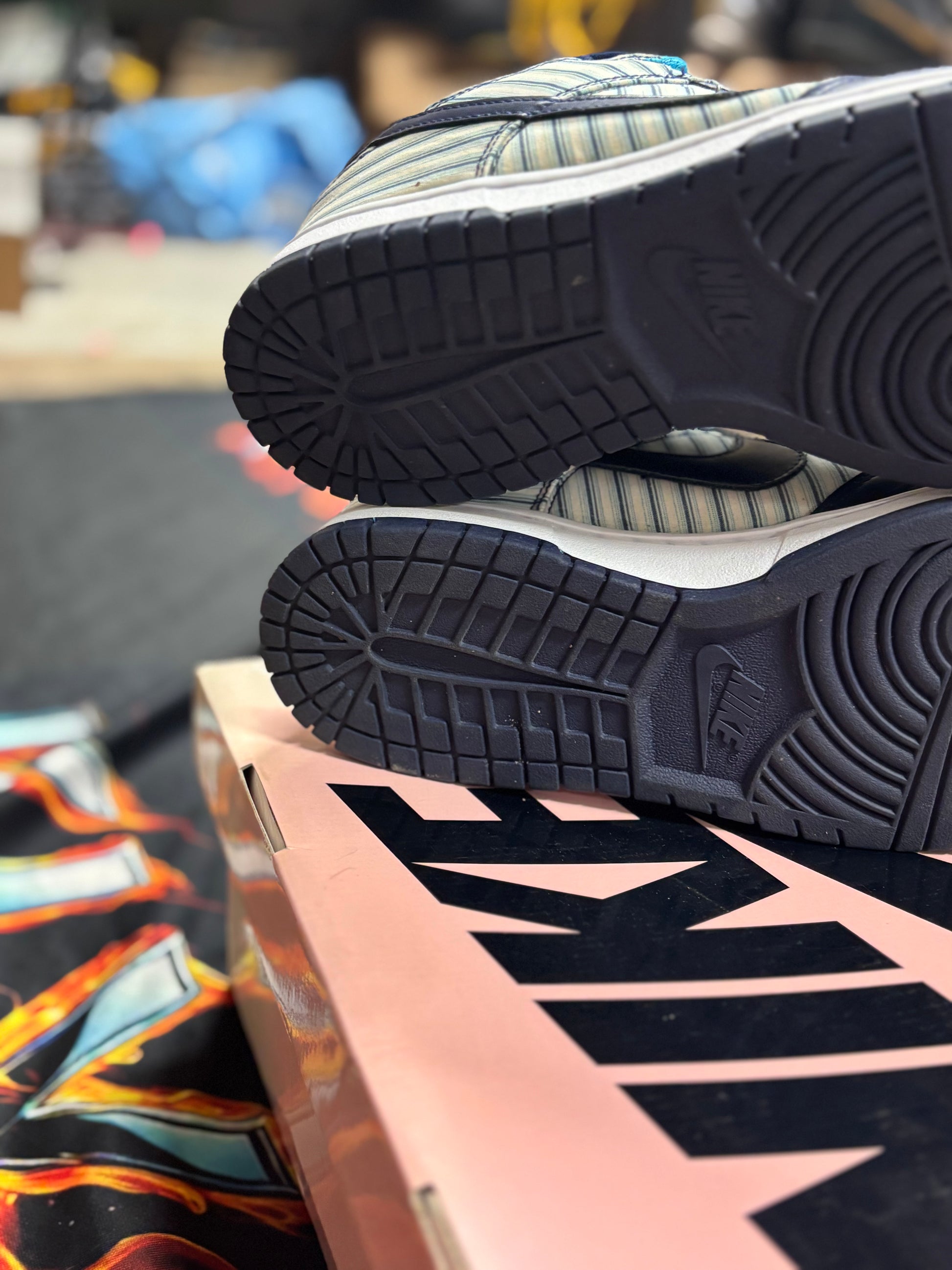 Nike SB Dunk Low Avenger Navy