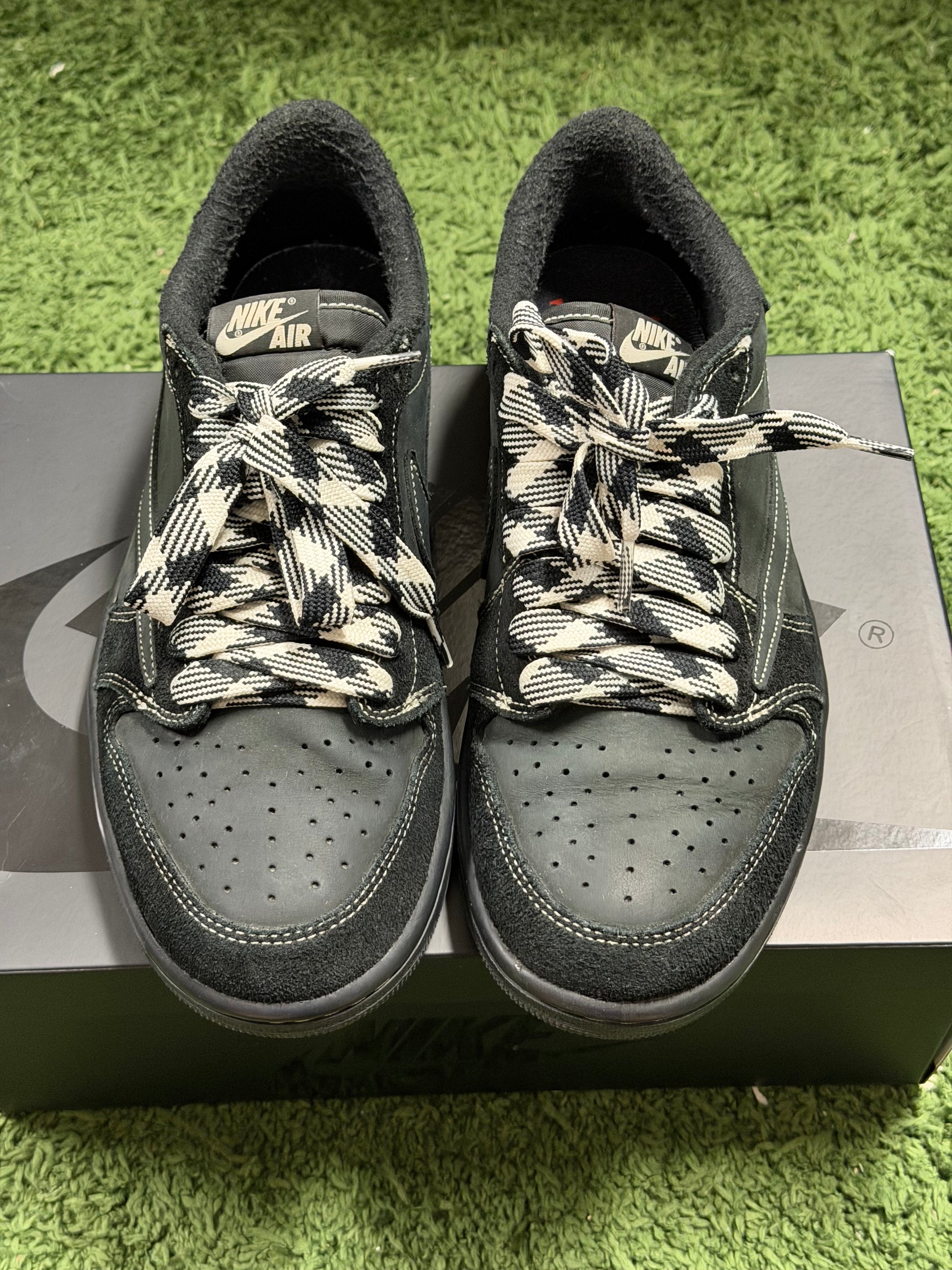 Jordan 1 Retro Low OG SP Travis Scott Black Phantom