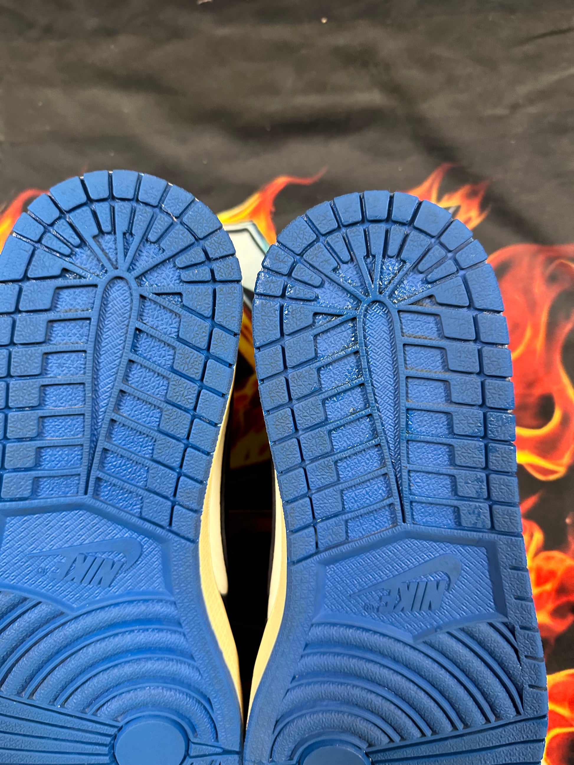 JORDAN 1 LOW TRAVIS SCOTT FRAGMENT