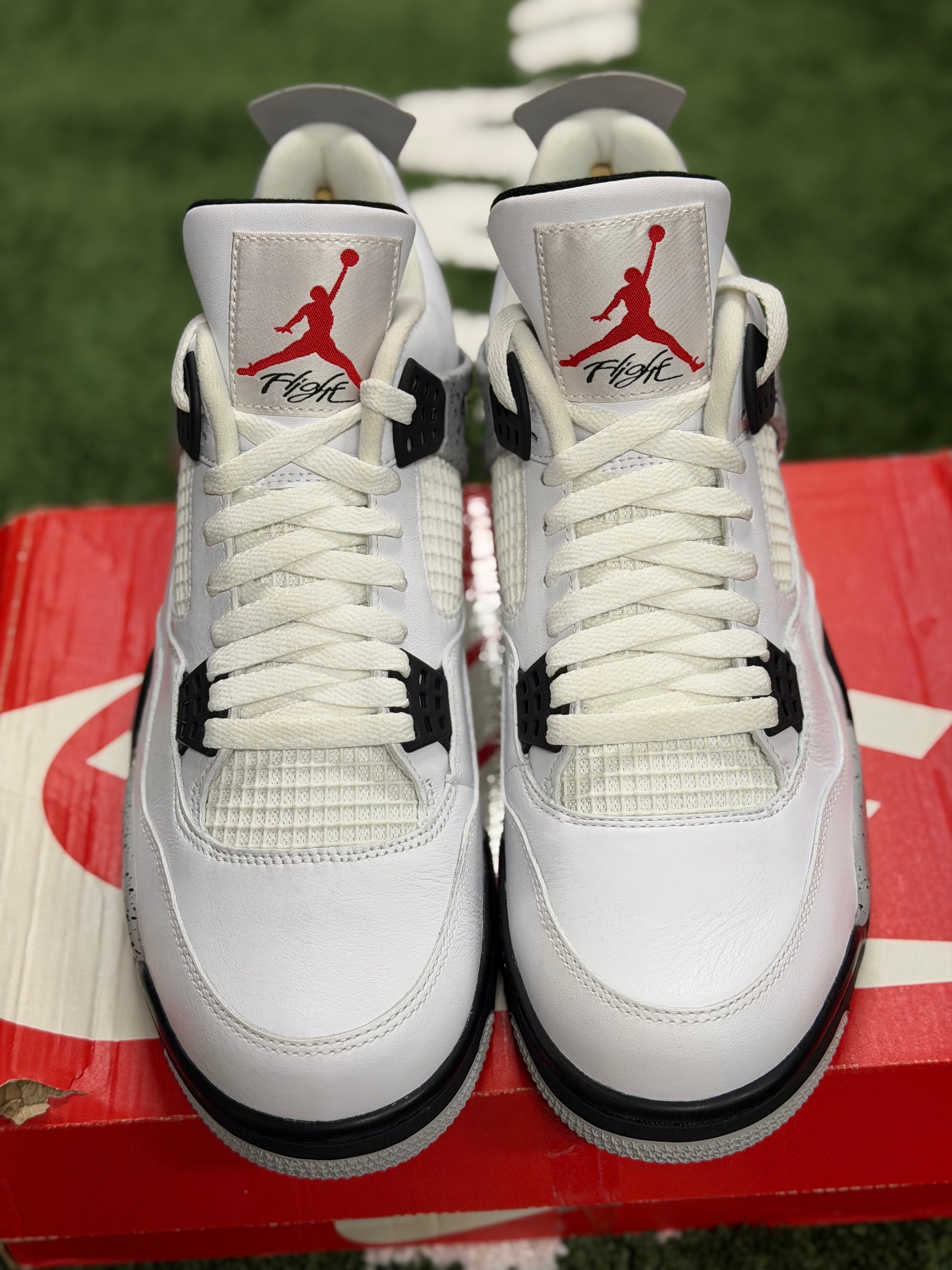JORDAN 4 WHITE CEMENT