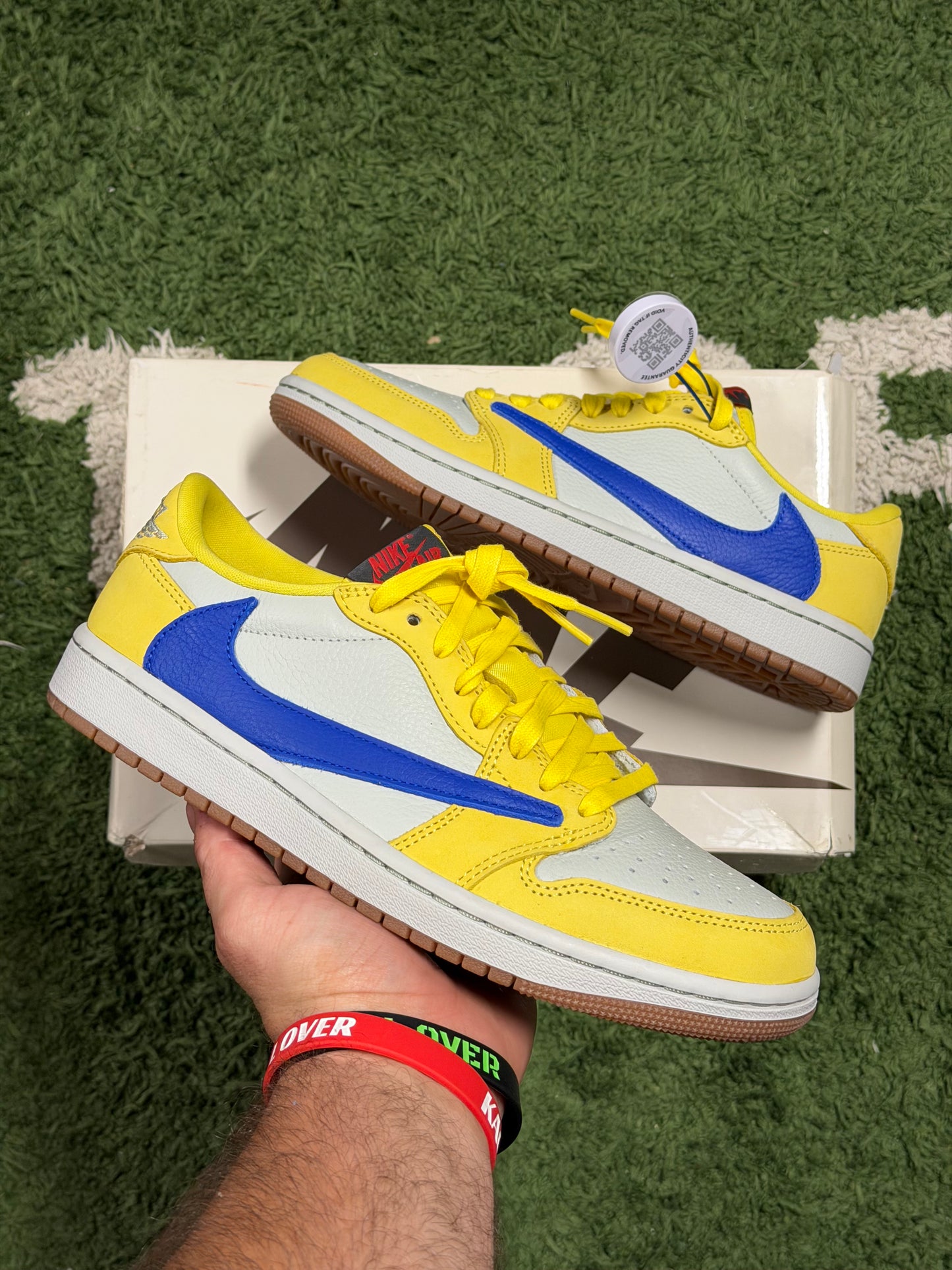 Jordan 1 Retro Low OG SP Travis Scott Canary (Women's)