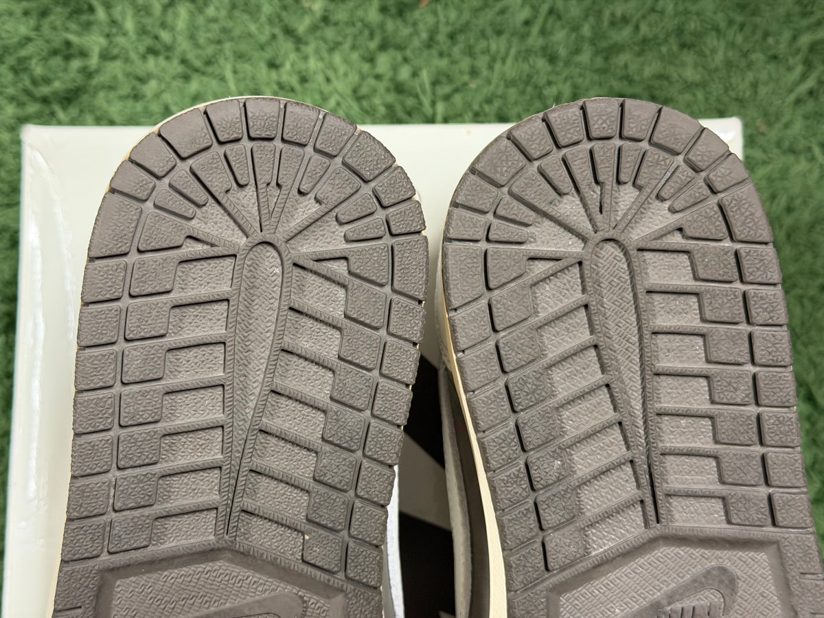 Jordan 1 Retro Low OG SP Travis Scott Reverse Mocha