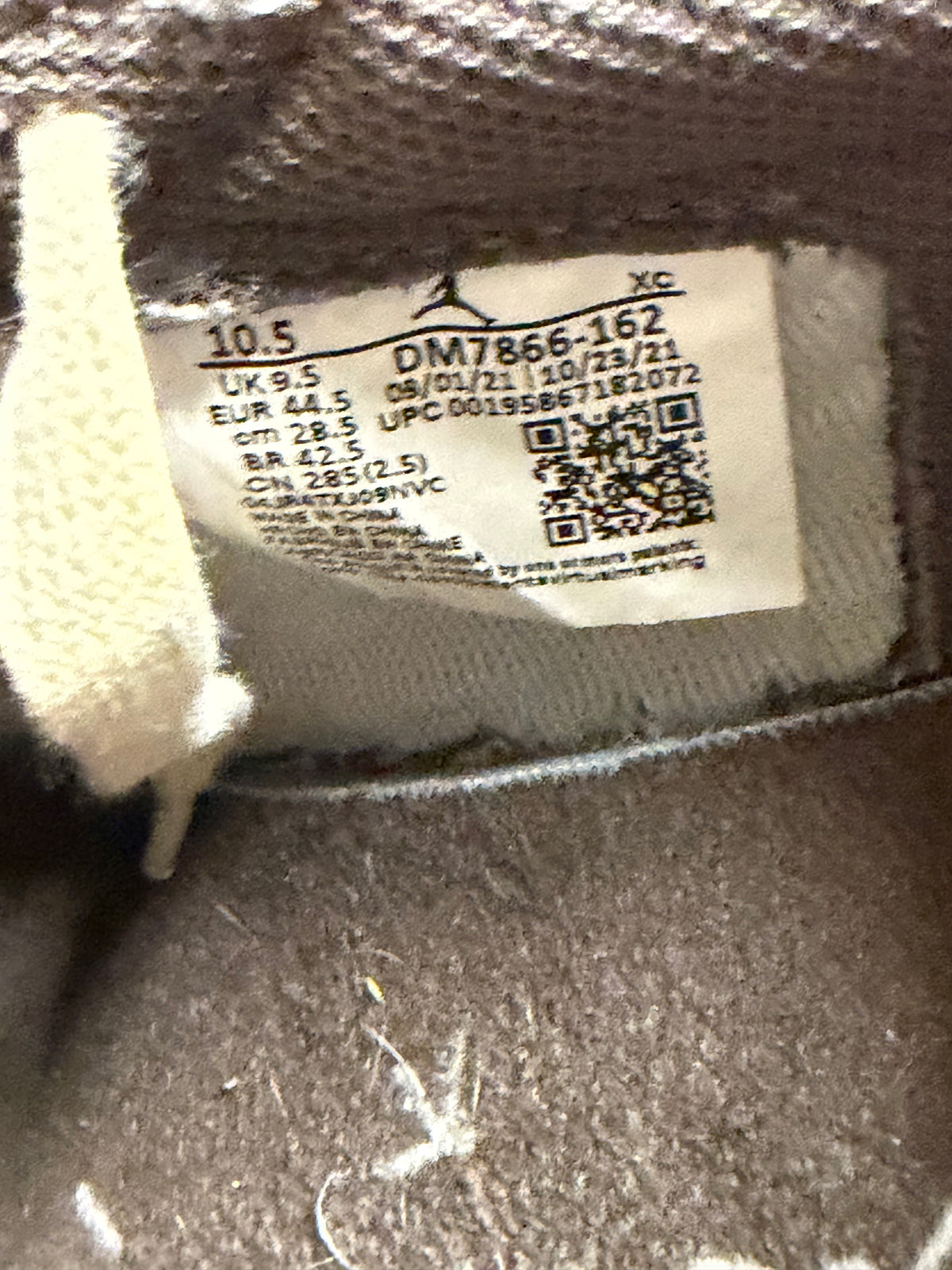 Jordan 1 Retro Low OG SP Travis Scott Reverse Mocha