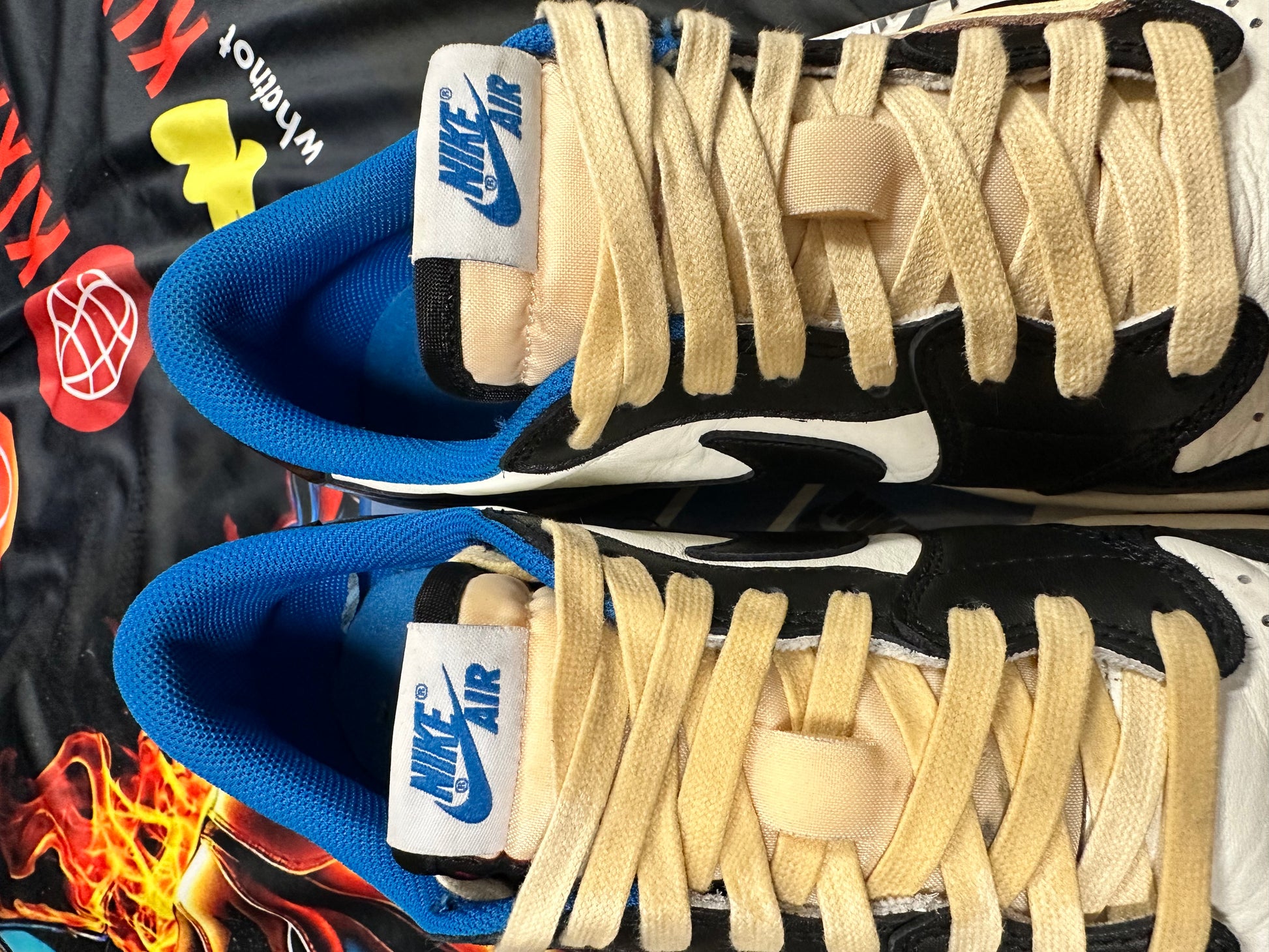 JORDAN 1 LOW TRAVIS SCOTT FRAGMENT
