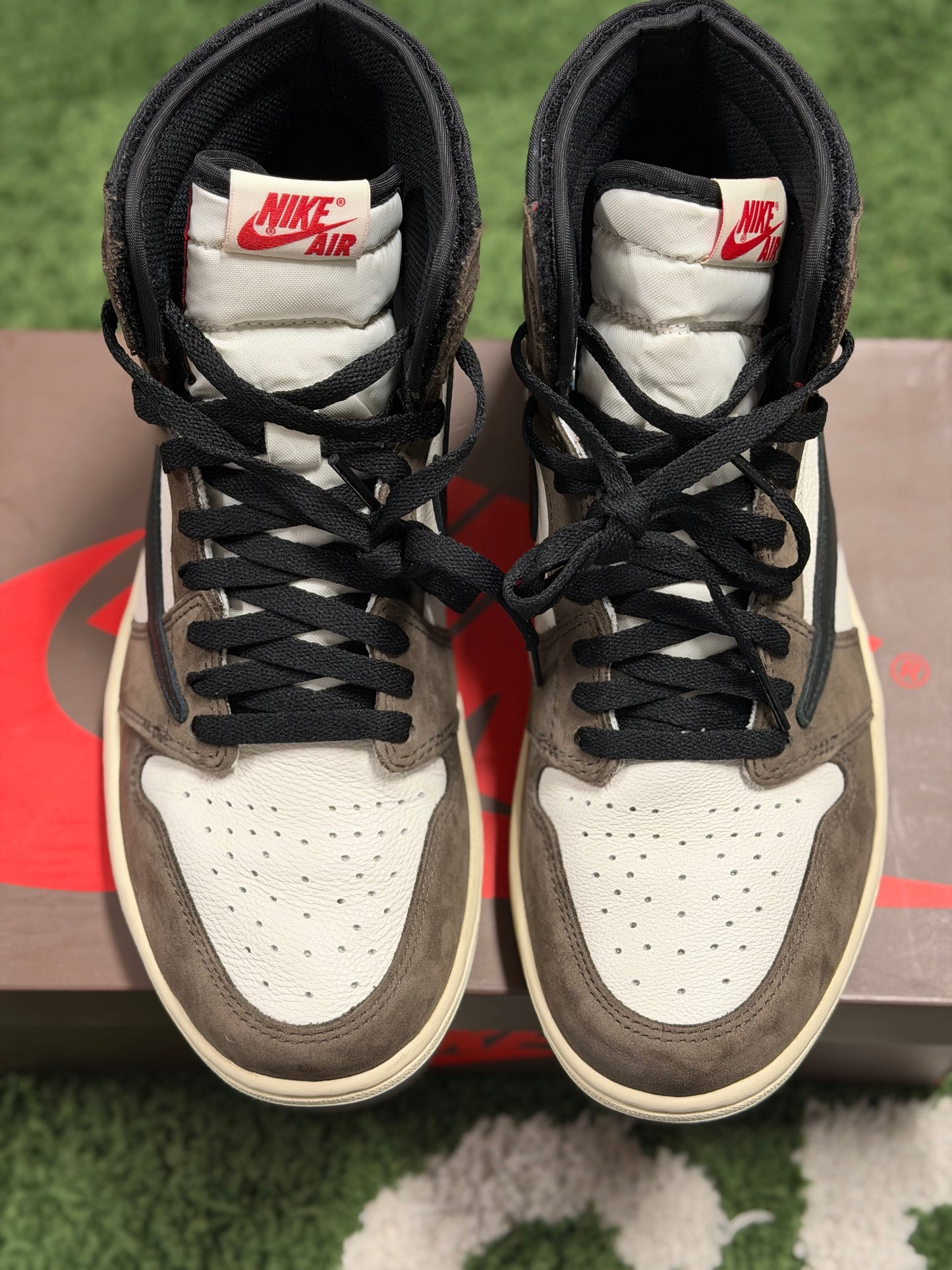 Jordan 1 Retro High OG SP Travis Scott Mocha