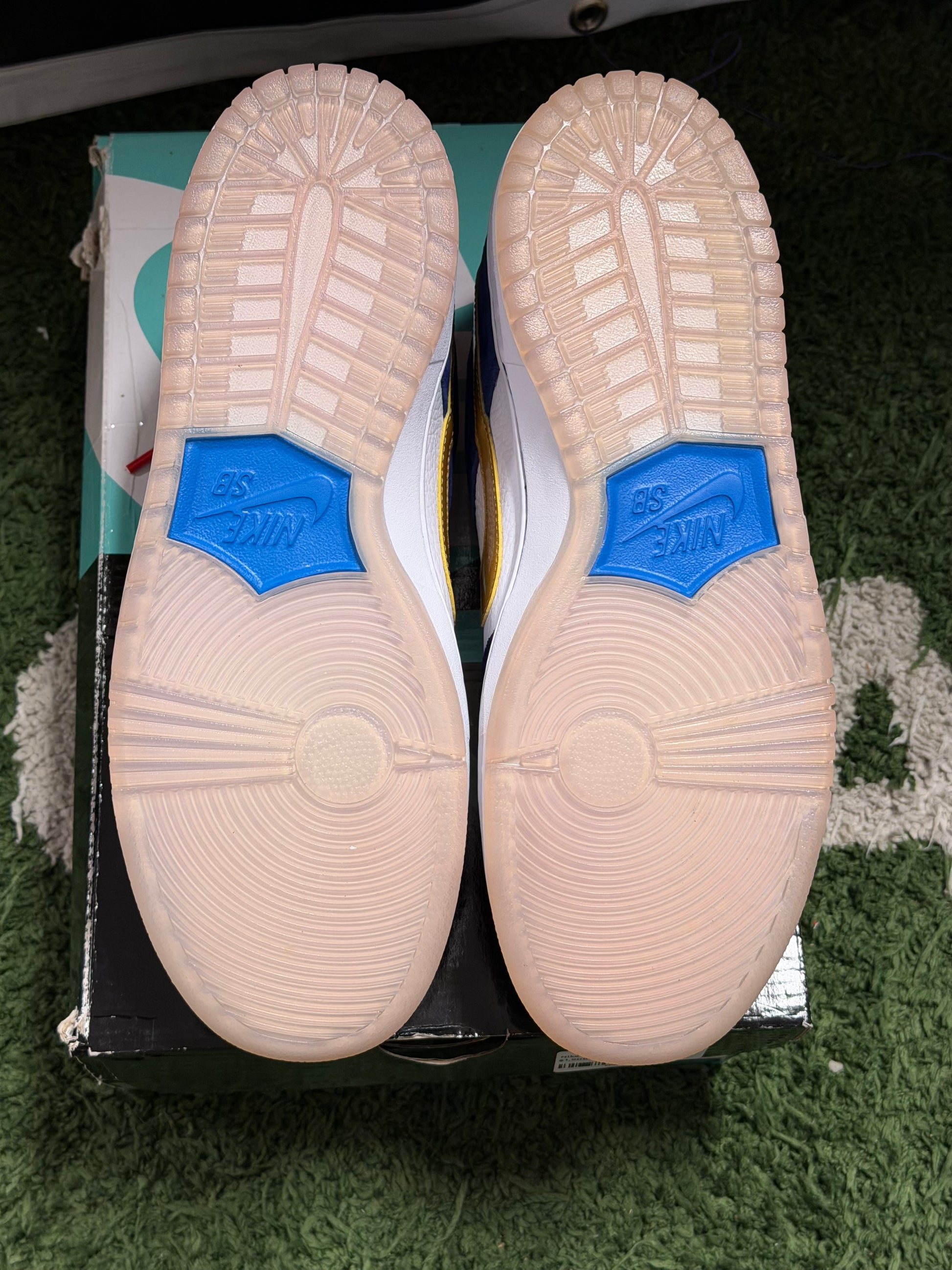Nike SB Dunk Low Ishod Wair BMW