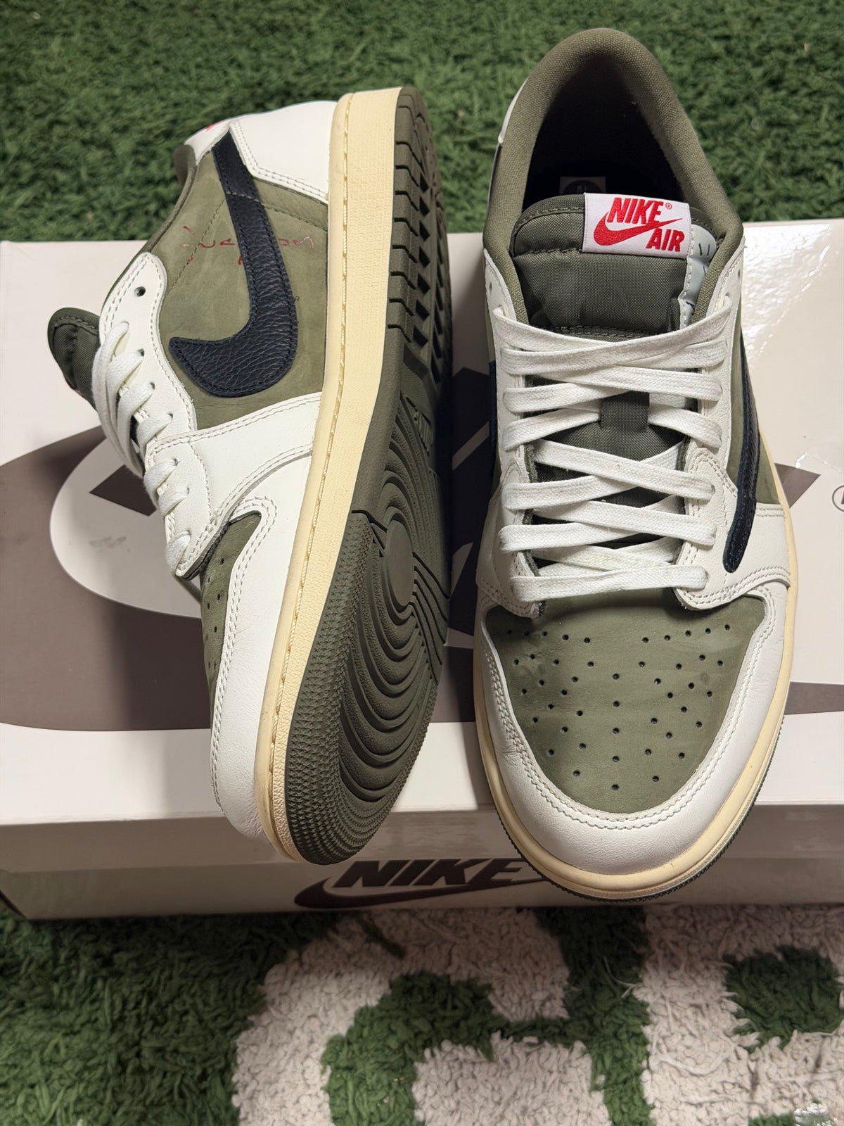 Jordan 1 Retro Low OG SP Travis Scott Medium Olive