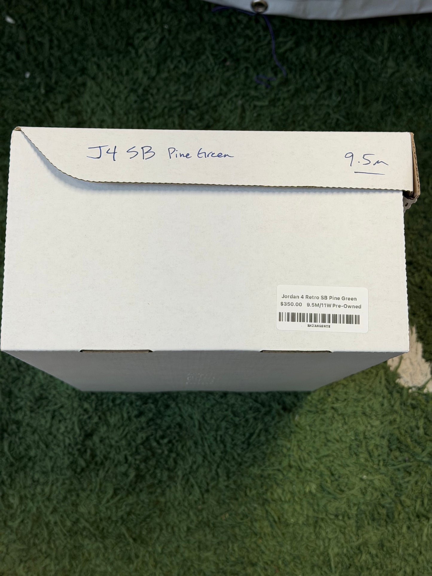 Jordan 4 Retro SB Pine Green