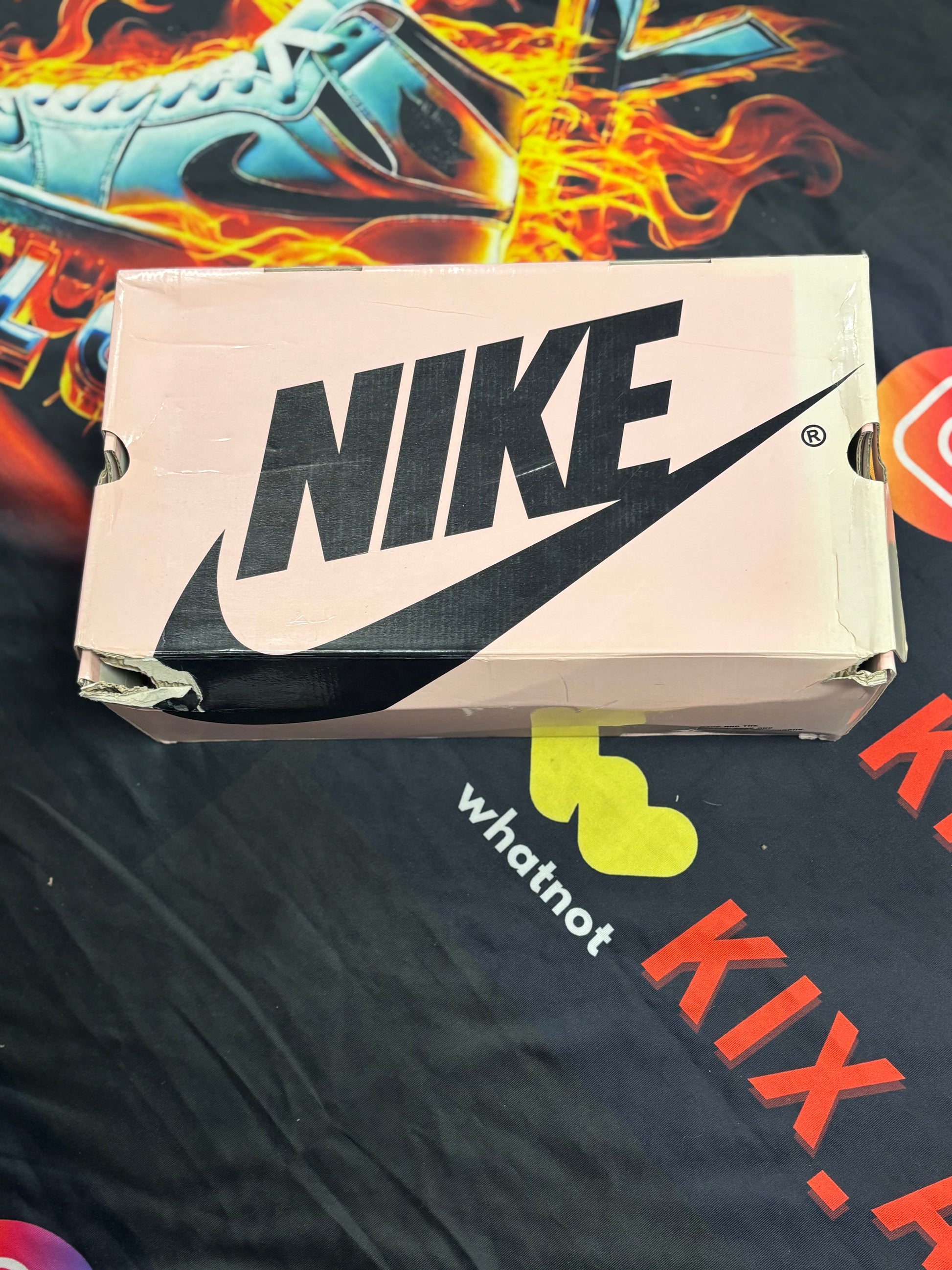 Nike SB Dunk Low Avenger Navy