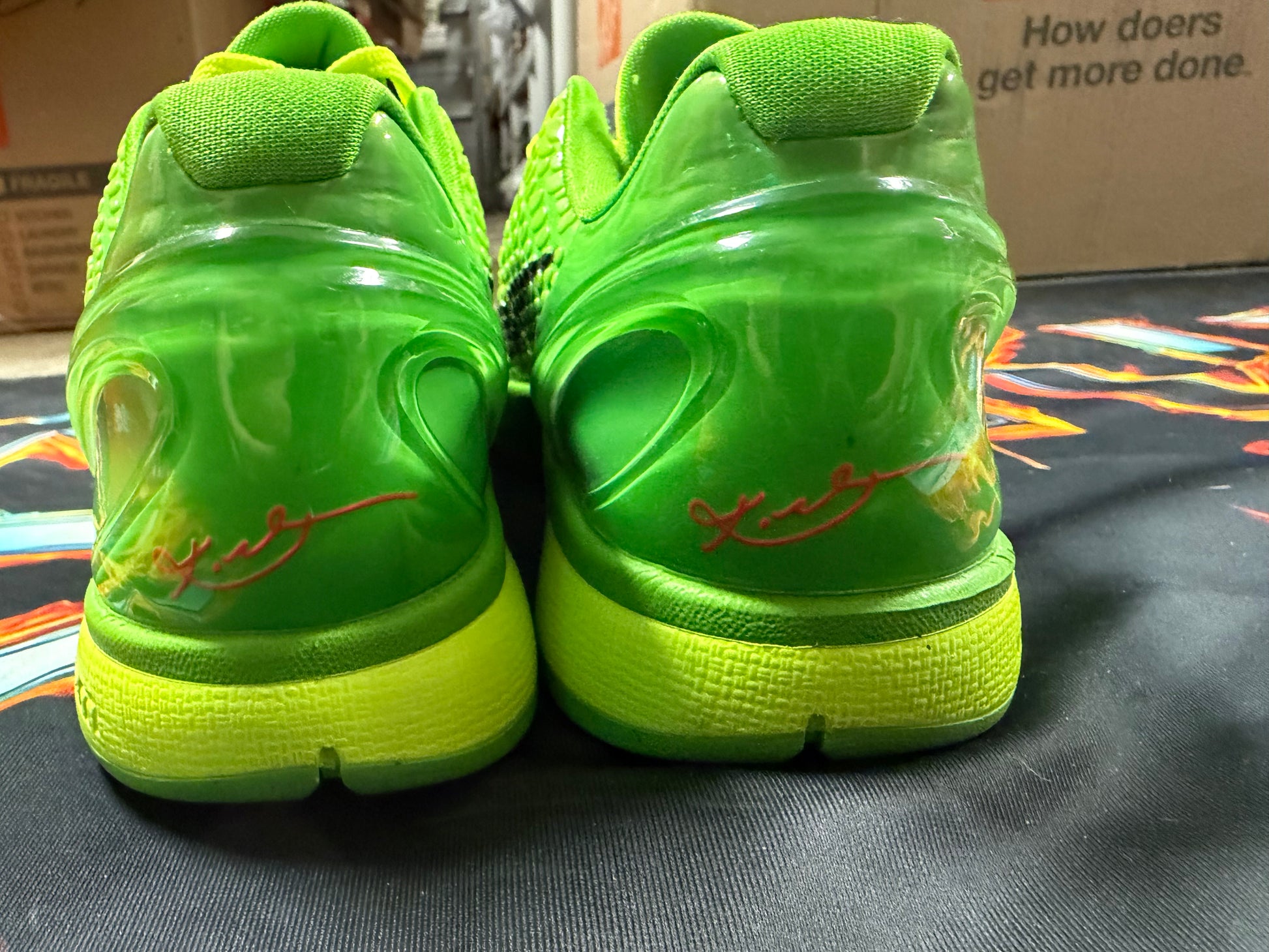 NIKE KOBE 6 GRINCH
