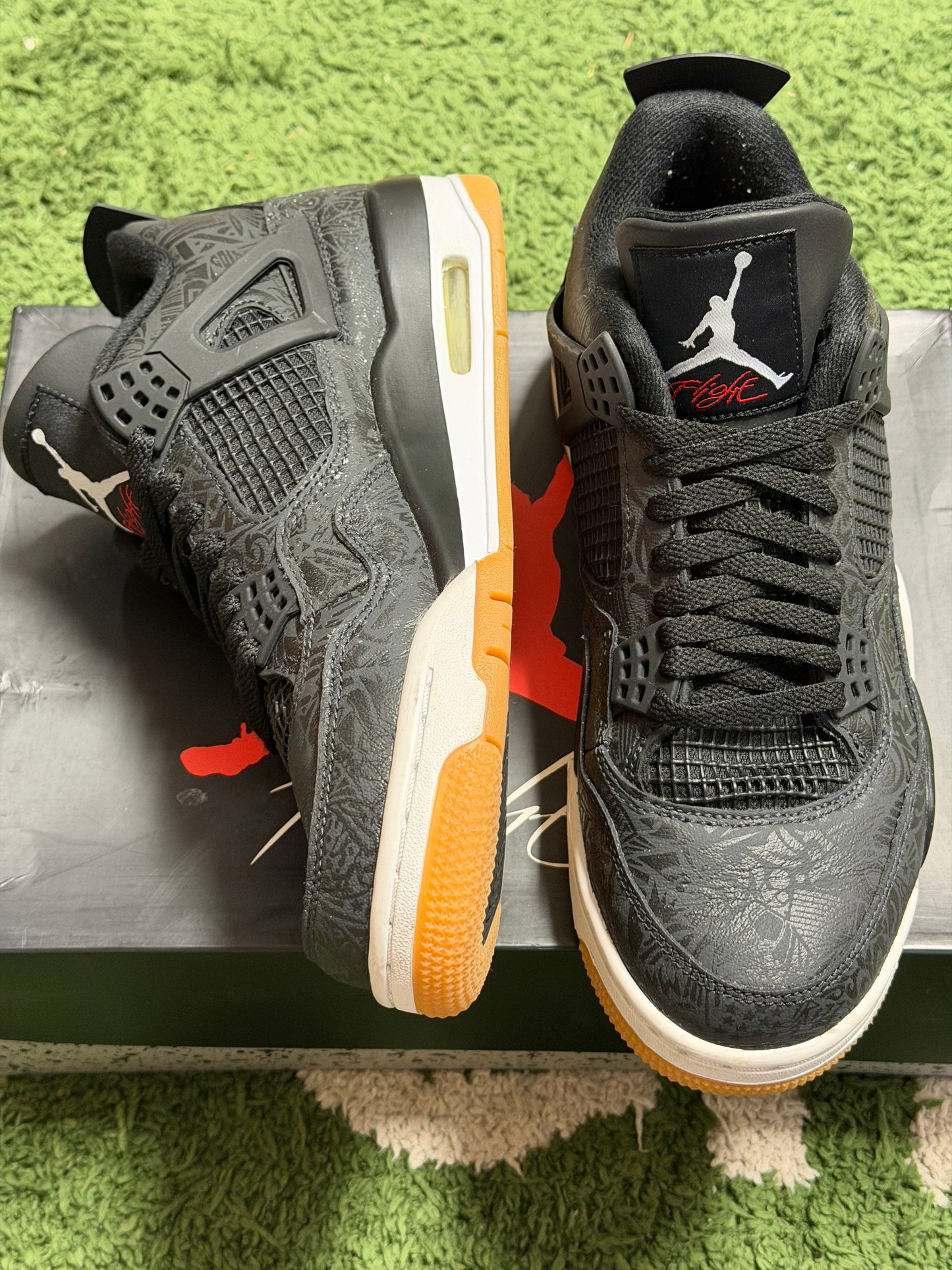 Jordan 4 Retro Laser Black Gum