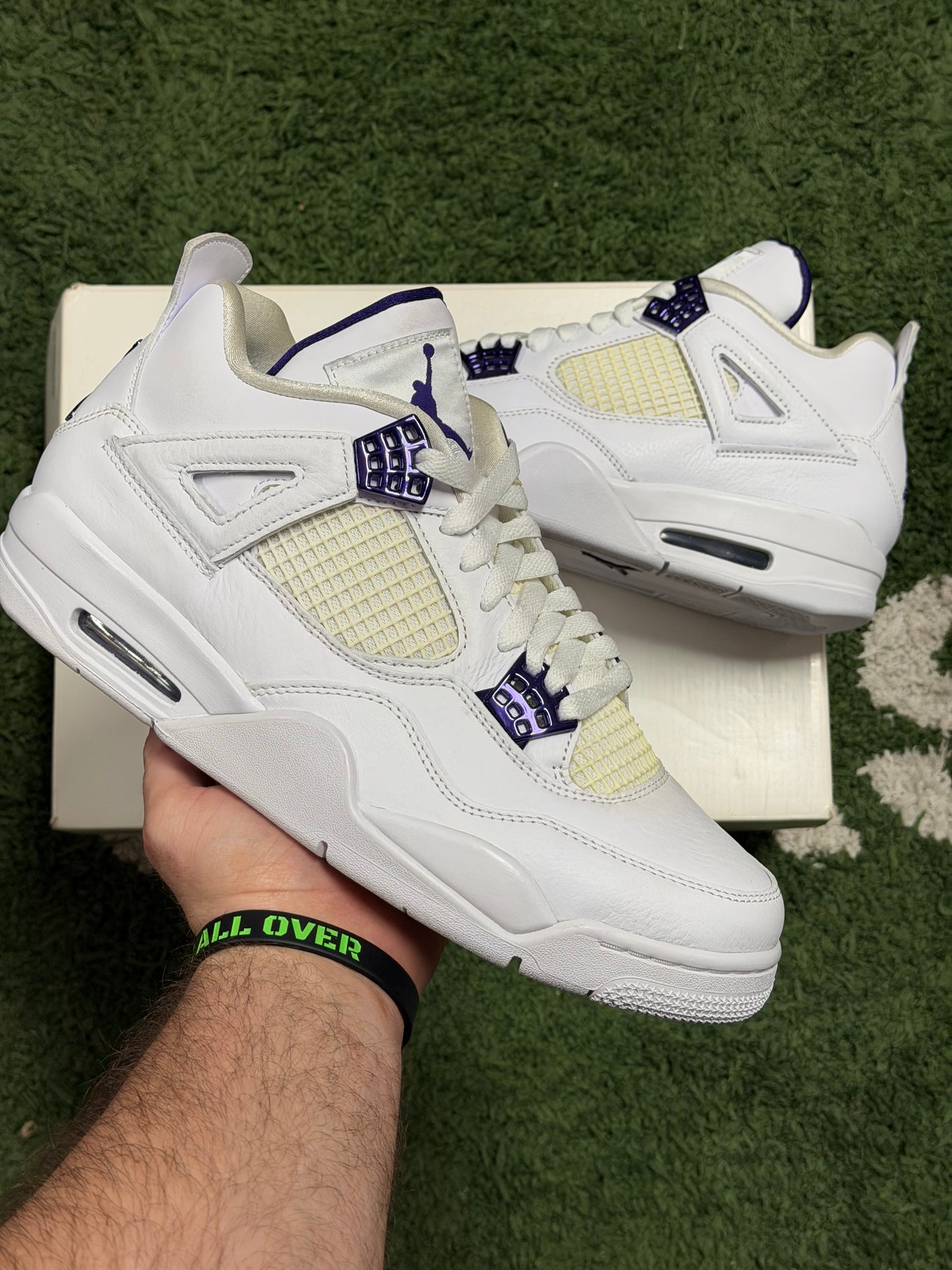 Jordan 4 Retro Metallic Purple