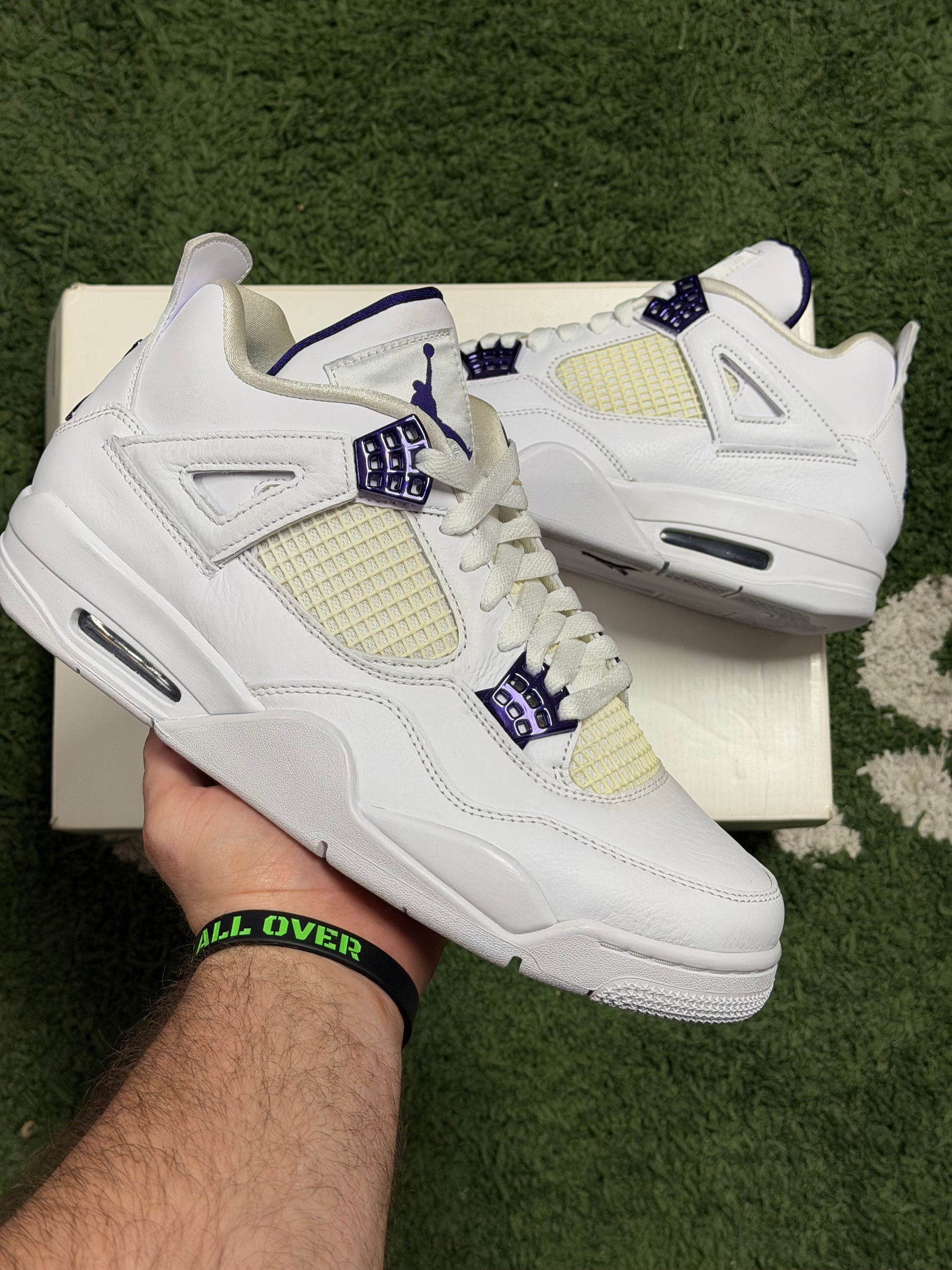 Jordan 4 Retro Metallic Purple