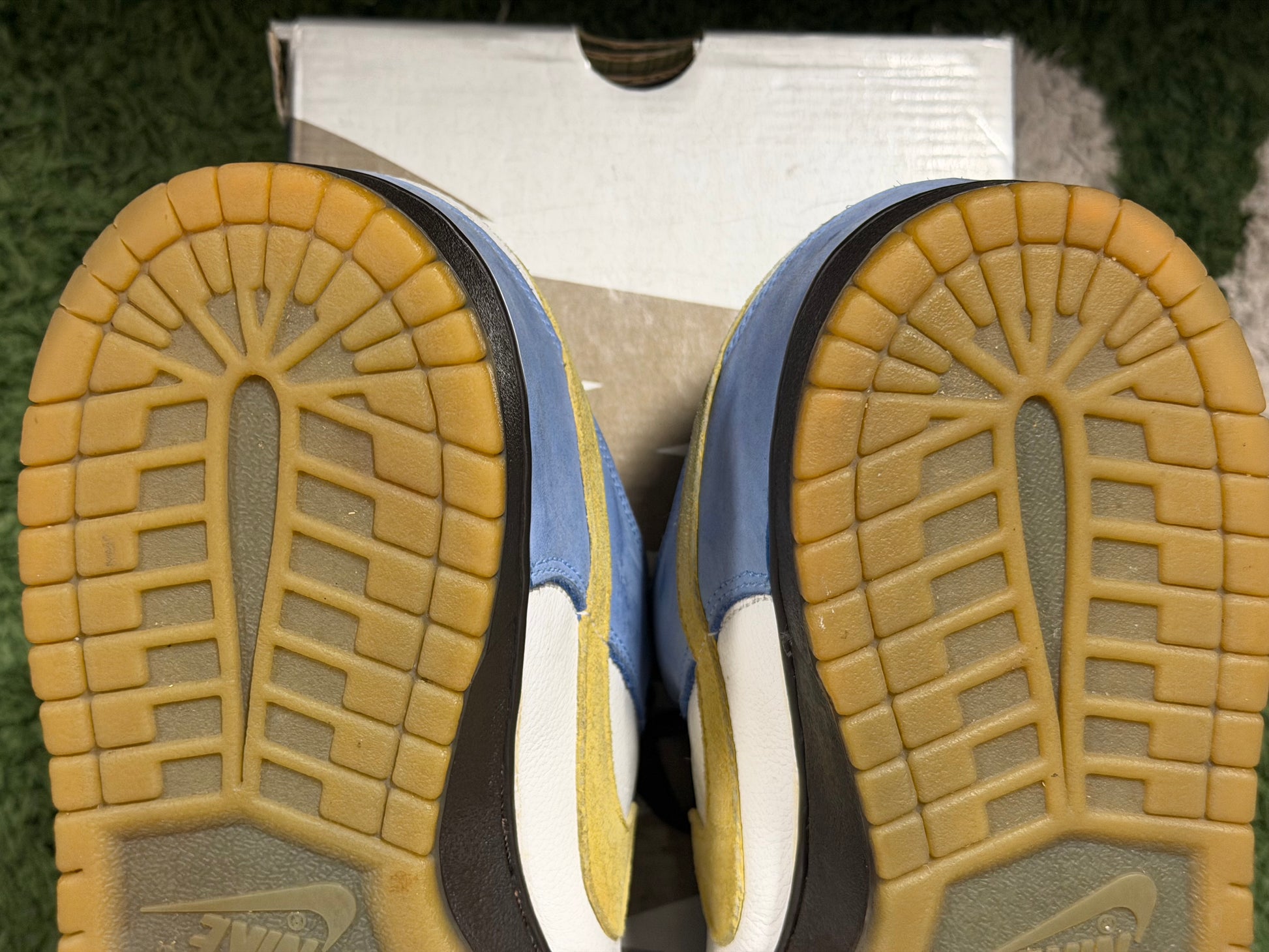 Nike SB Dunk Low Homer