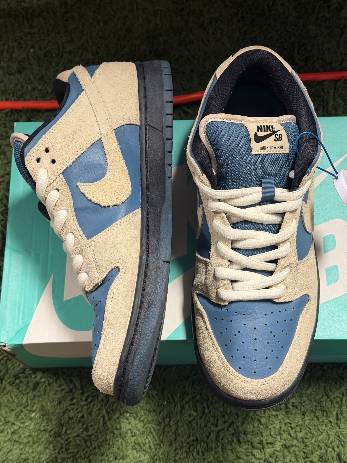Nike SB Dunk Low Light Cream Thunderstorm