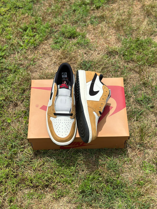 Jordan 1 Low “Rookie of the Year” Size 9.5M
