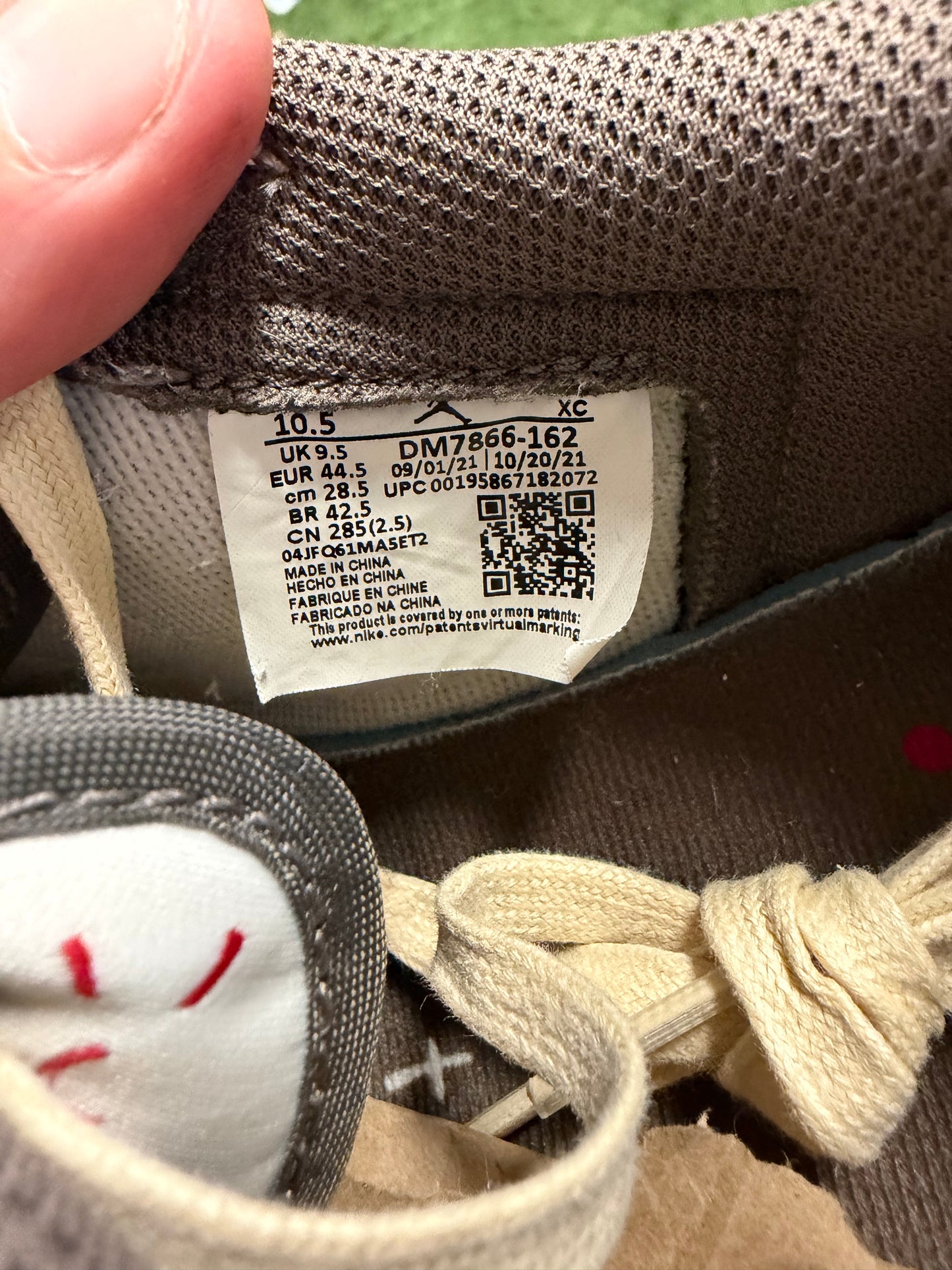 Jordan 1 Retro Low OG SP Travis Scott Reverse Mocha