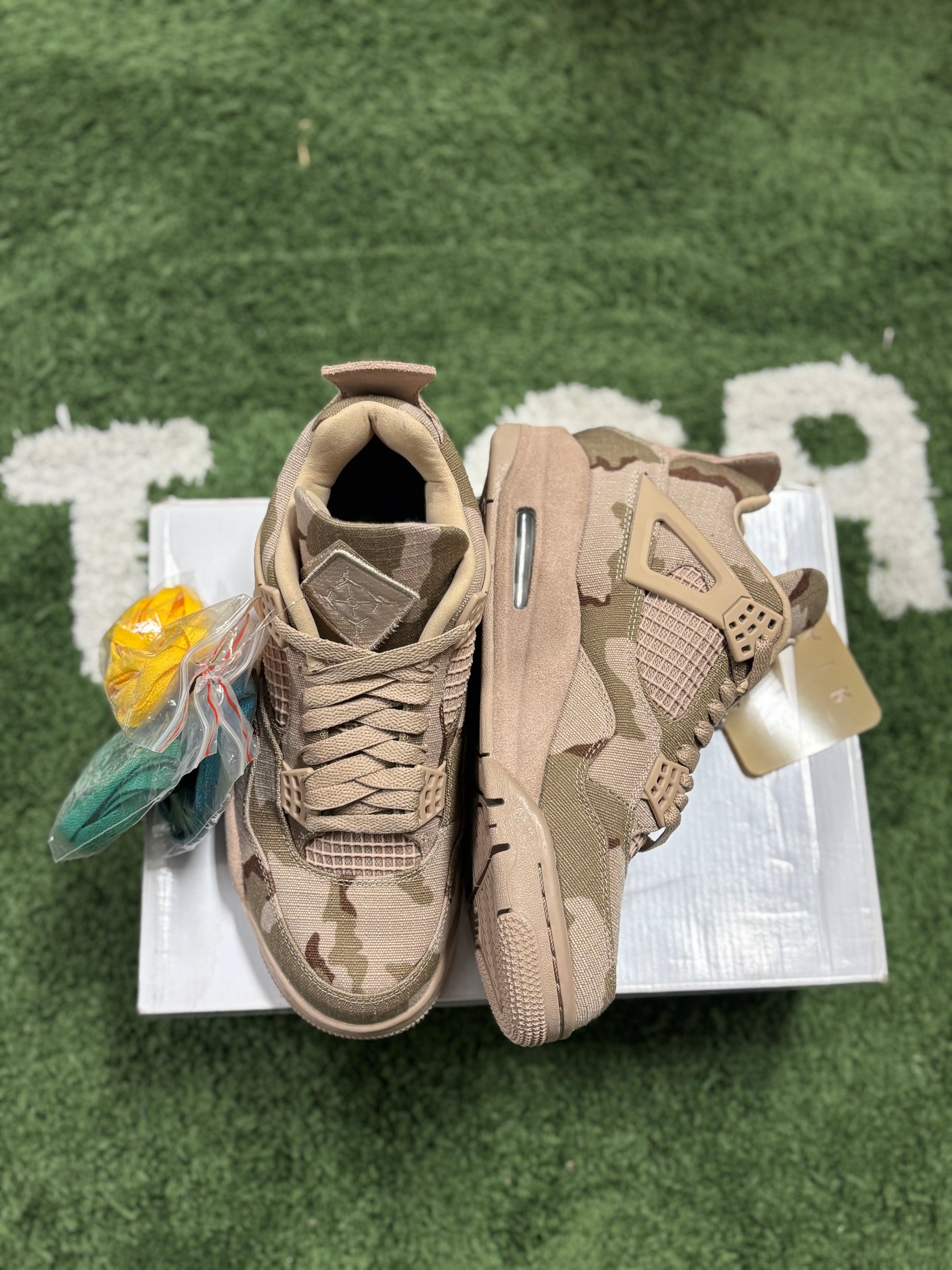 ALEAIL MAY X WMNS AIR JORDAN 4 RETRO SP VETERANS DAY