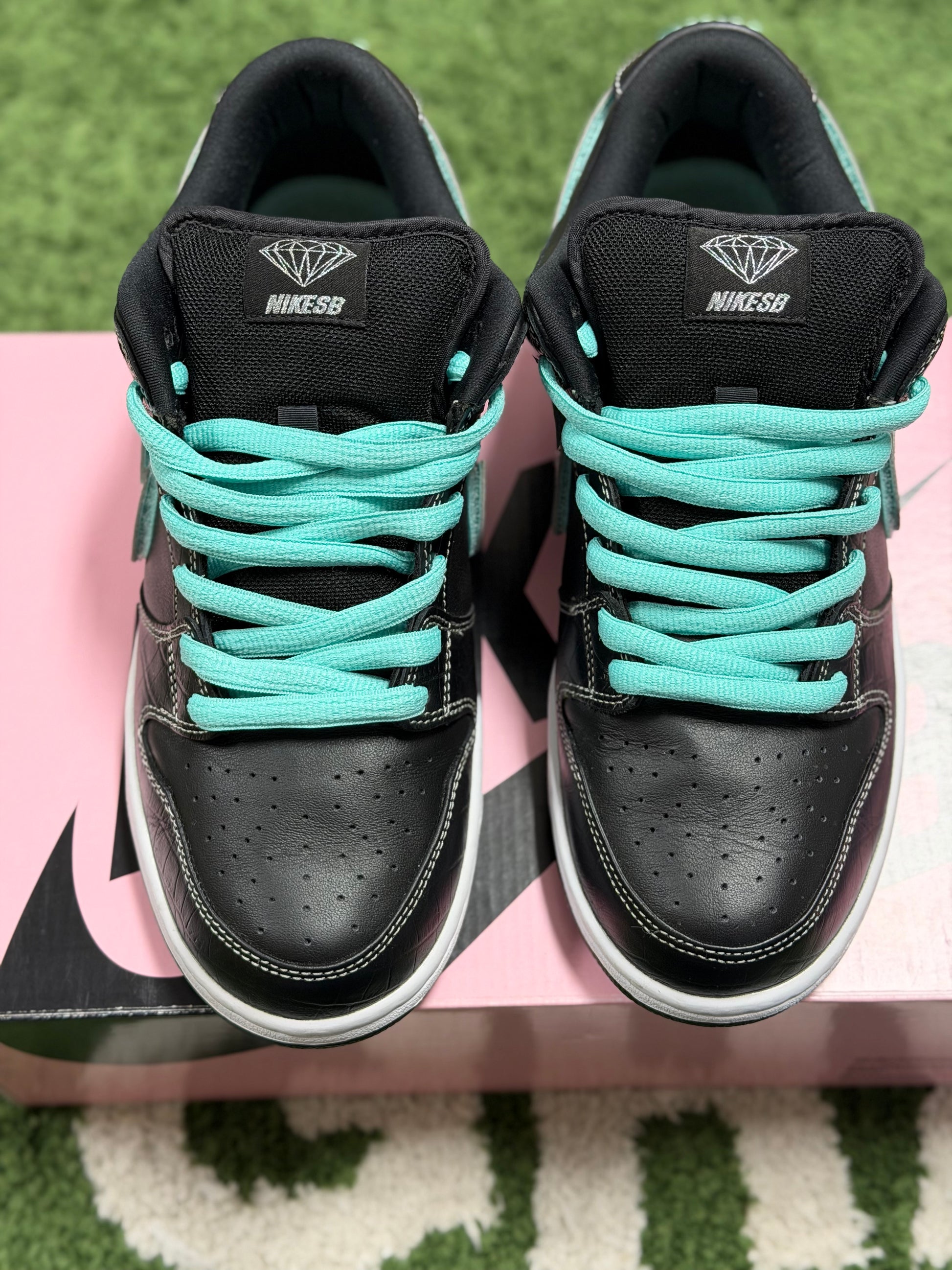 Nike SB Dunk Low Diamond Supply Co. Black Diamond