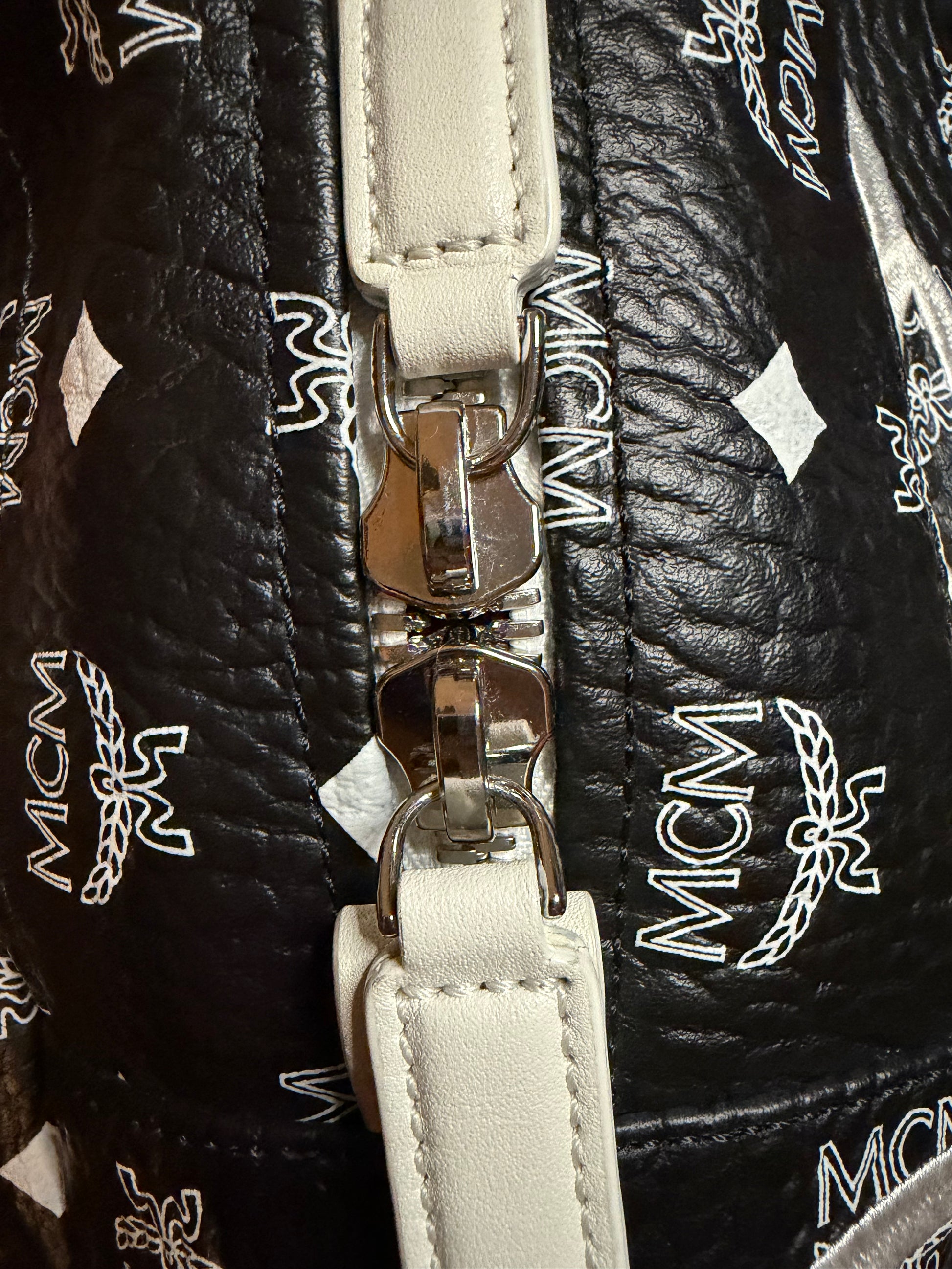 MCM Dietrich Laurel Backpack Visetos White Logo Medium Black