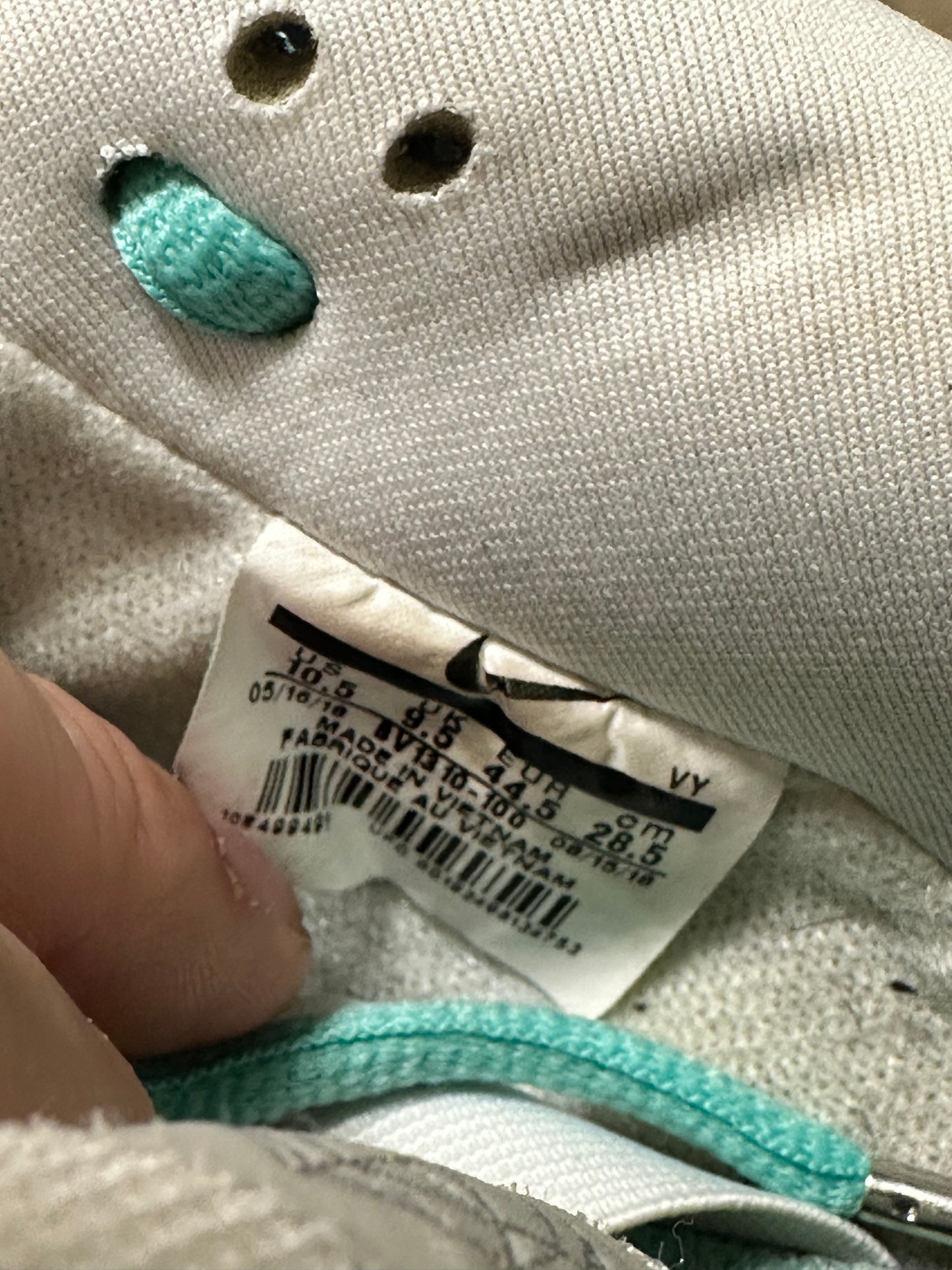 NIKE SB DUNK LOW DIAMOND SUPPLY CO. WHITE