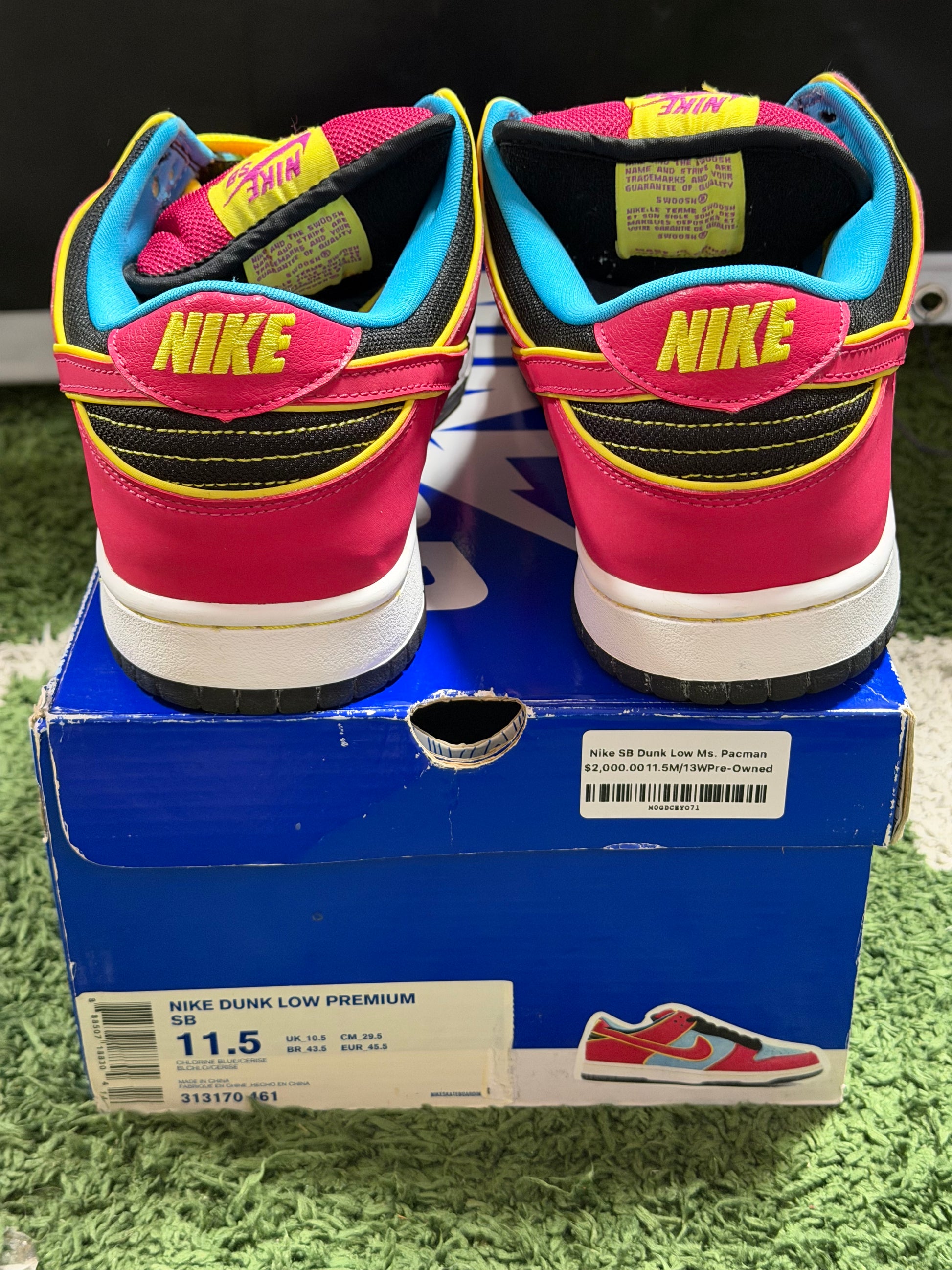 Nike SB Dunk Low Ms. Pacman